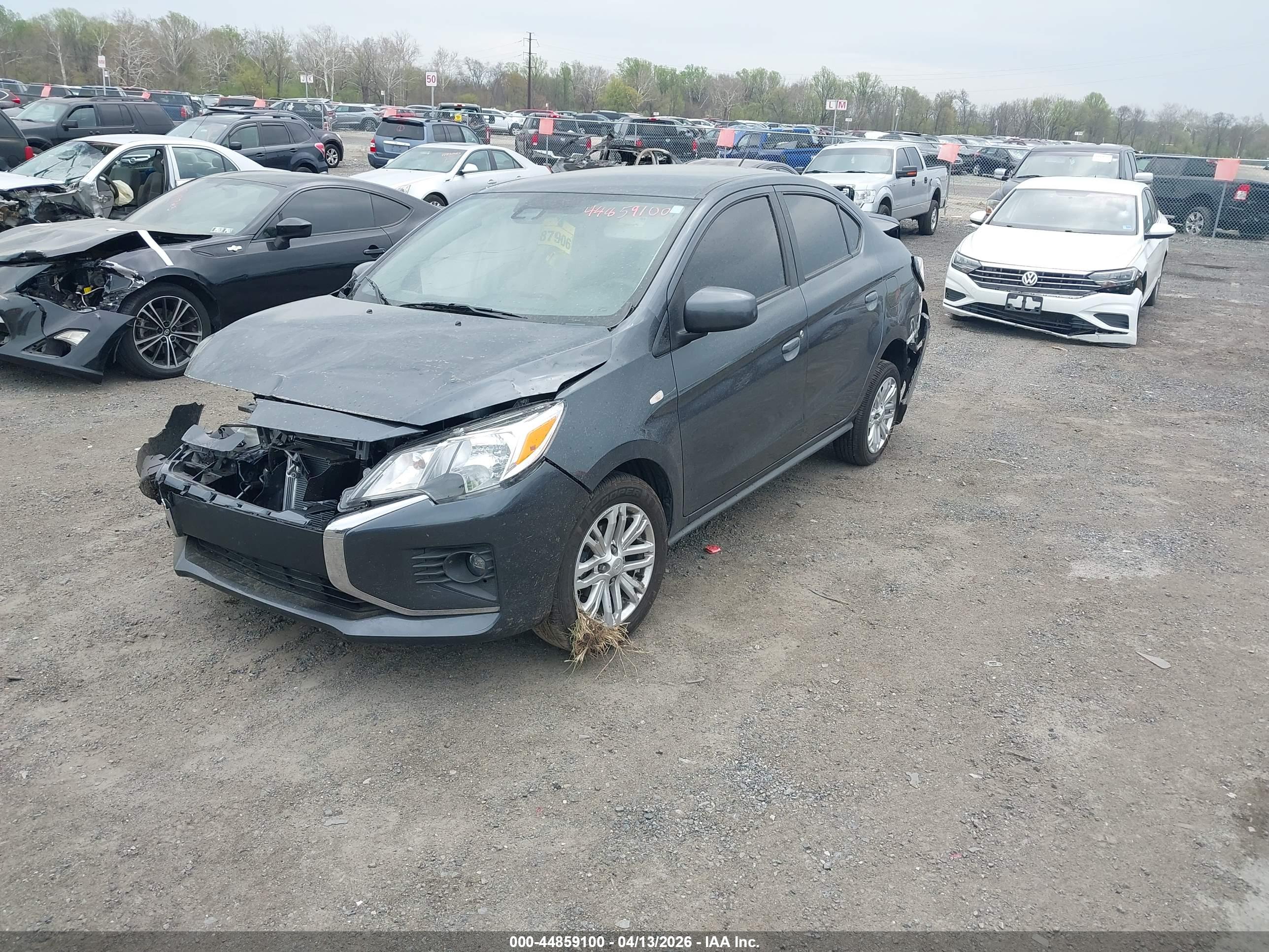 MITSUBISHI MIRAGE image 2