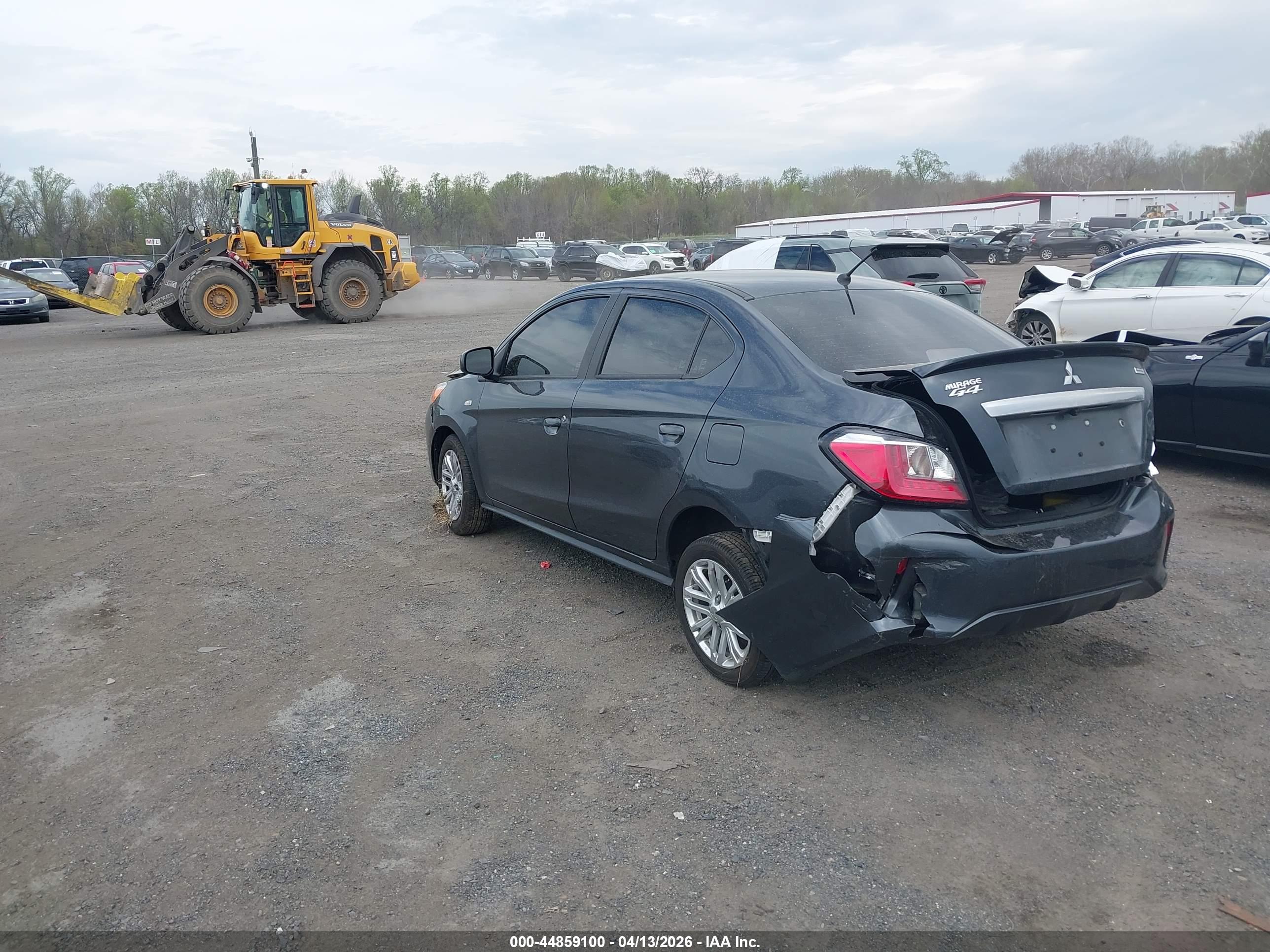 MITSUBISHI MIRAGE image 3