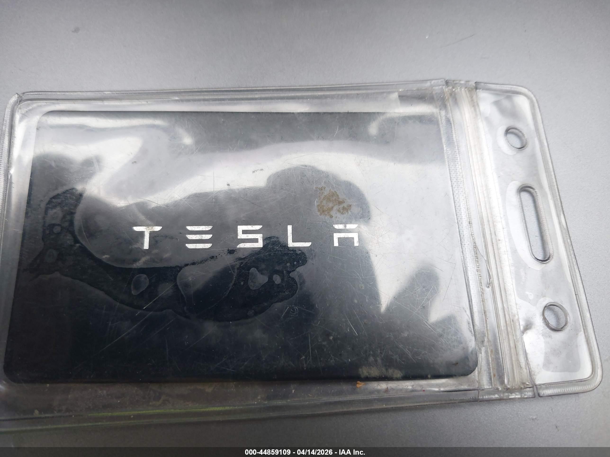 TESLA MODEL image 11