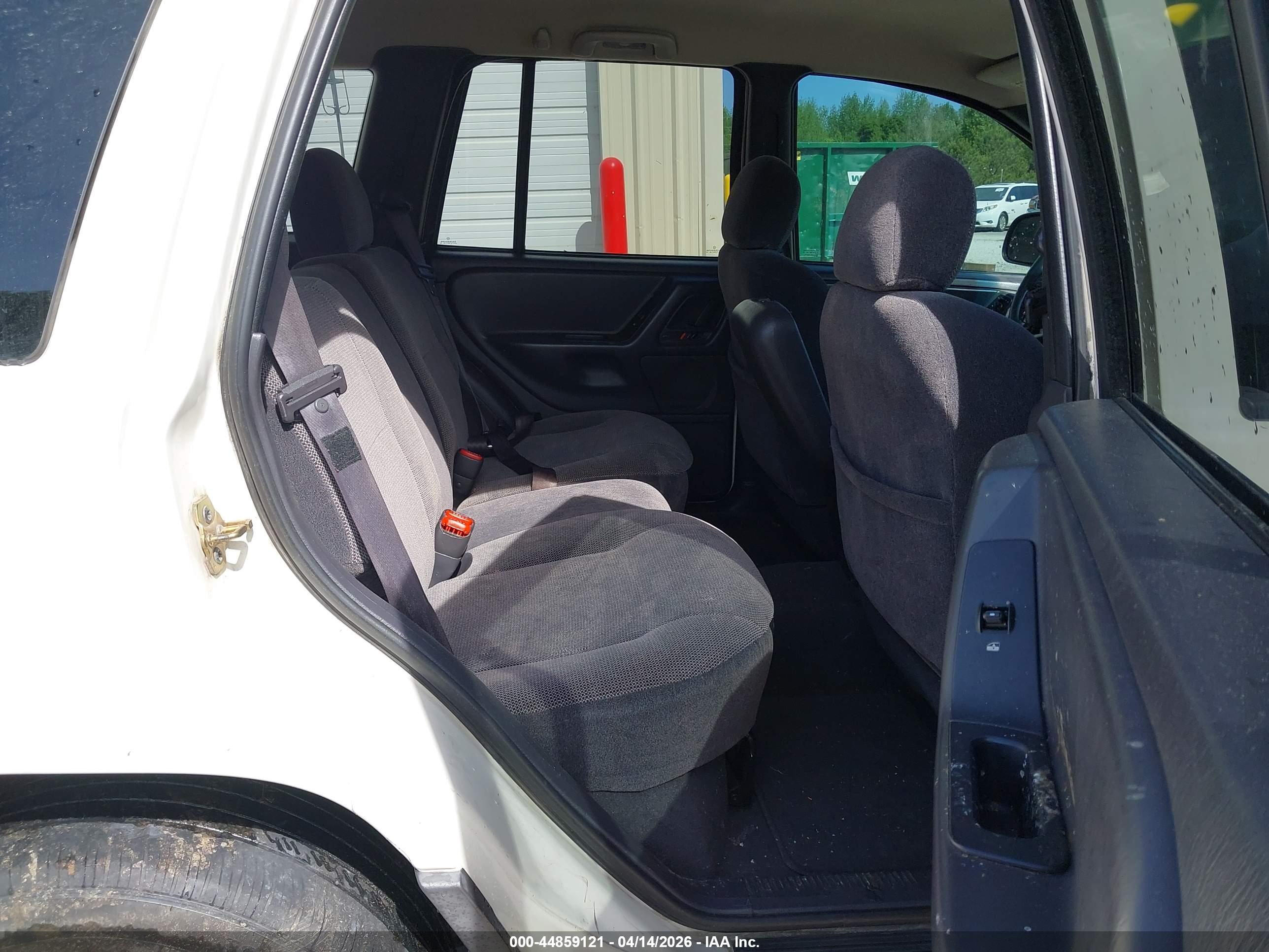JEEP GRAND image 8