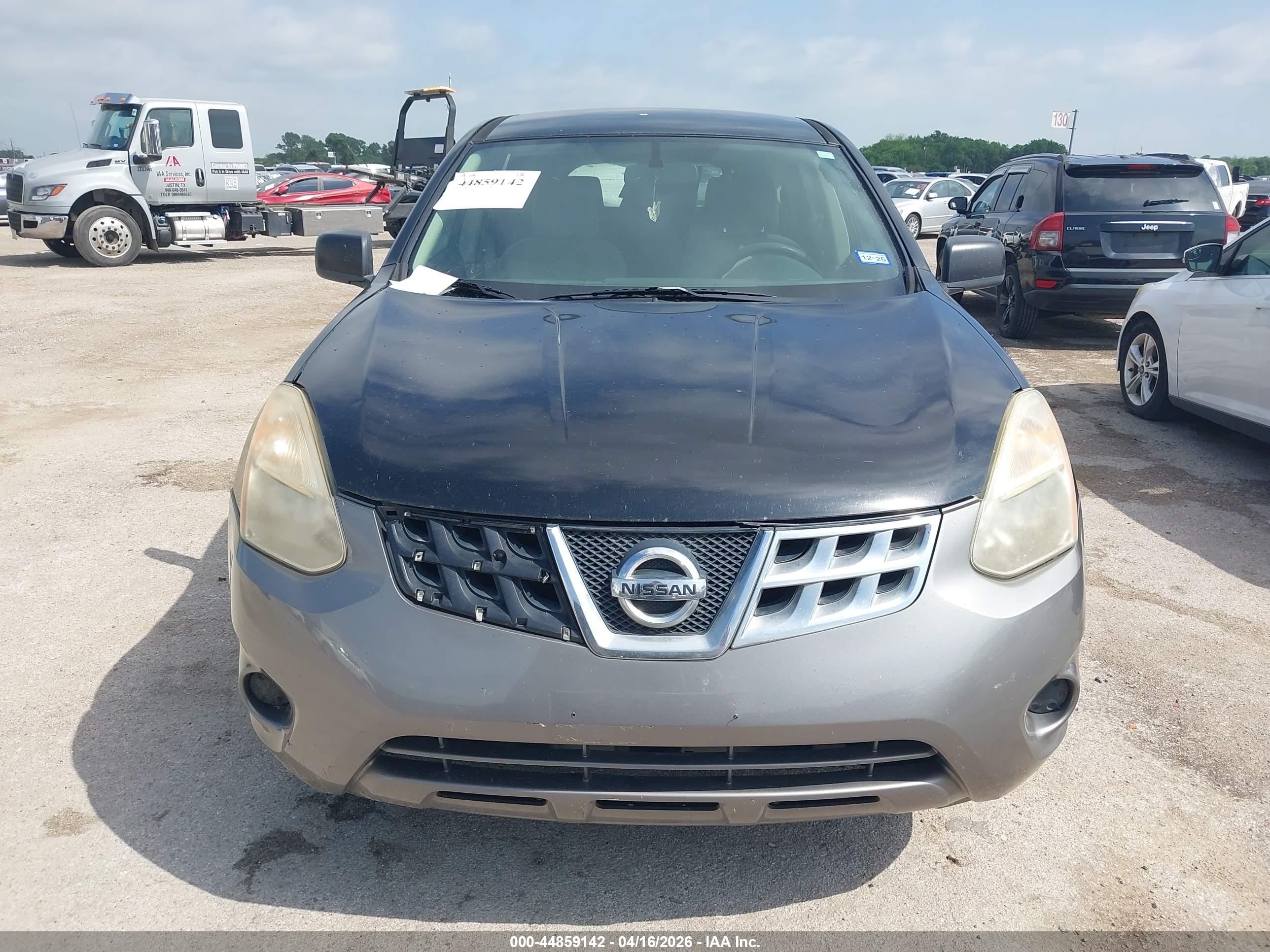 NISSAN ROGUE image 6