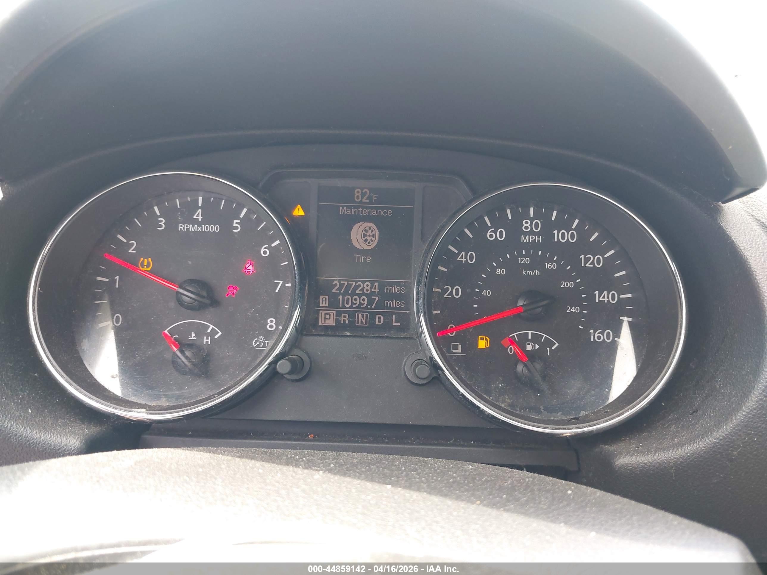 NISSAN ROGUE image 7