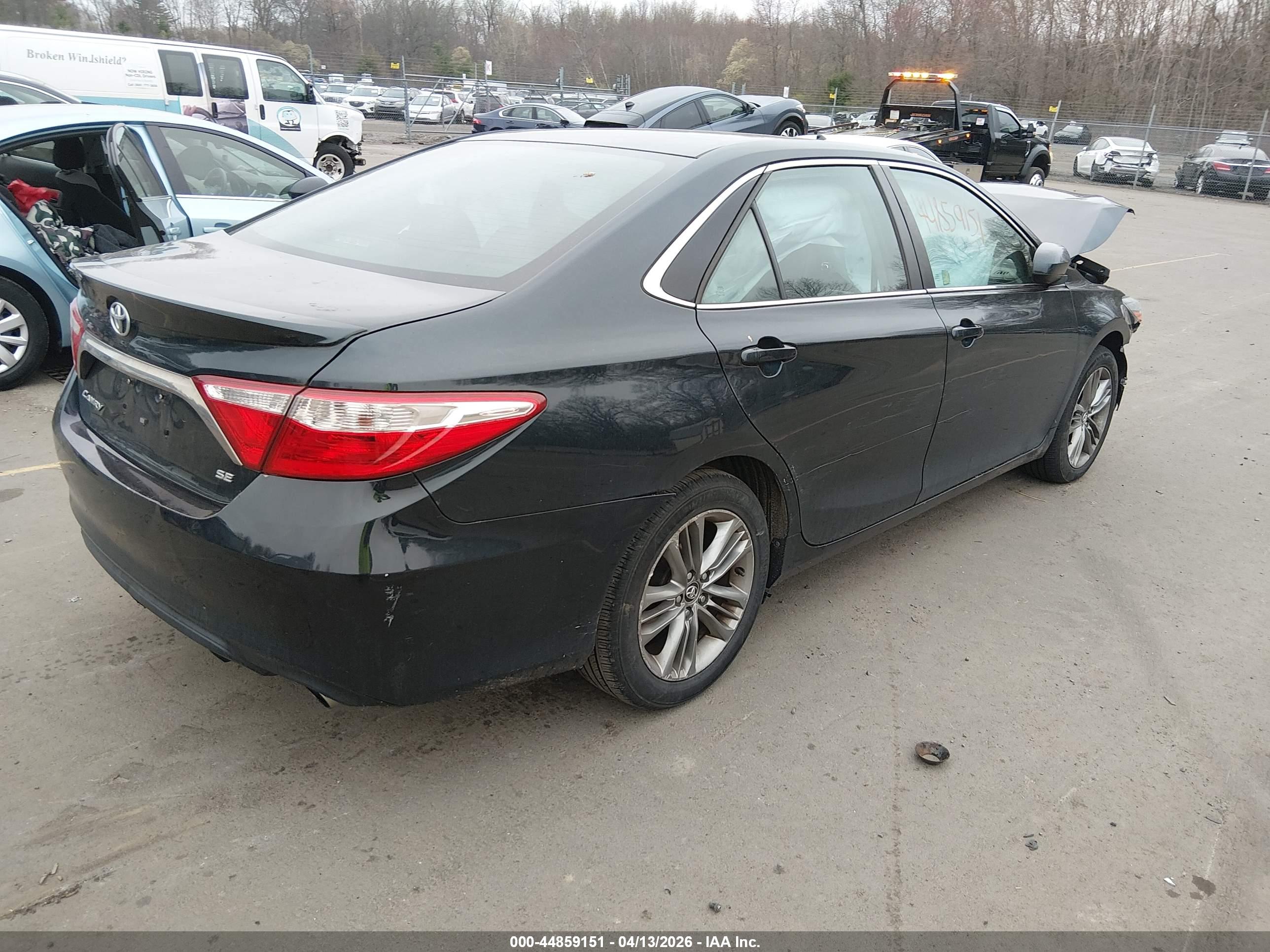 TOYOTA CAMRY image 4