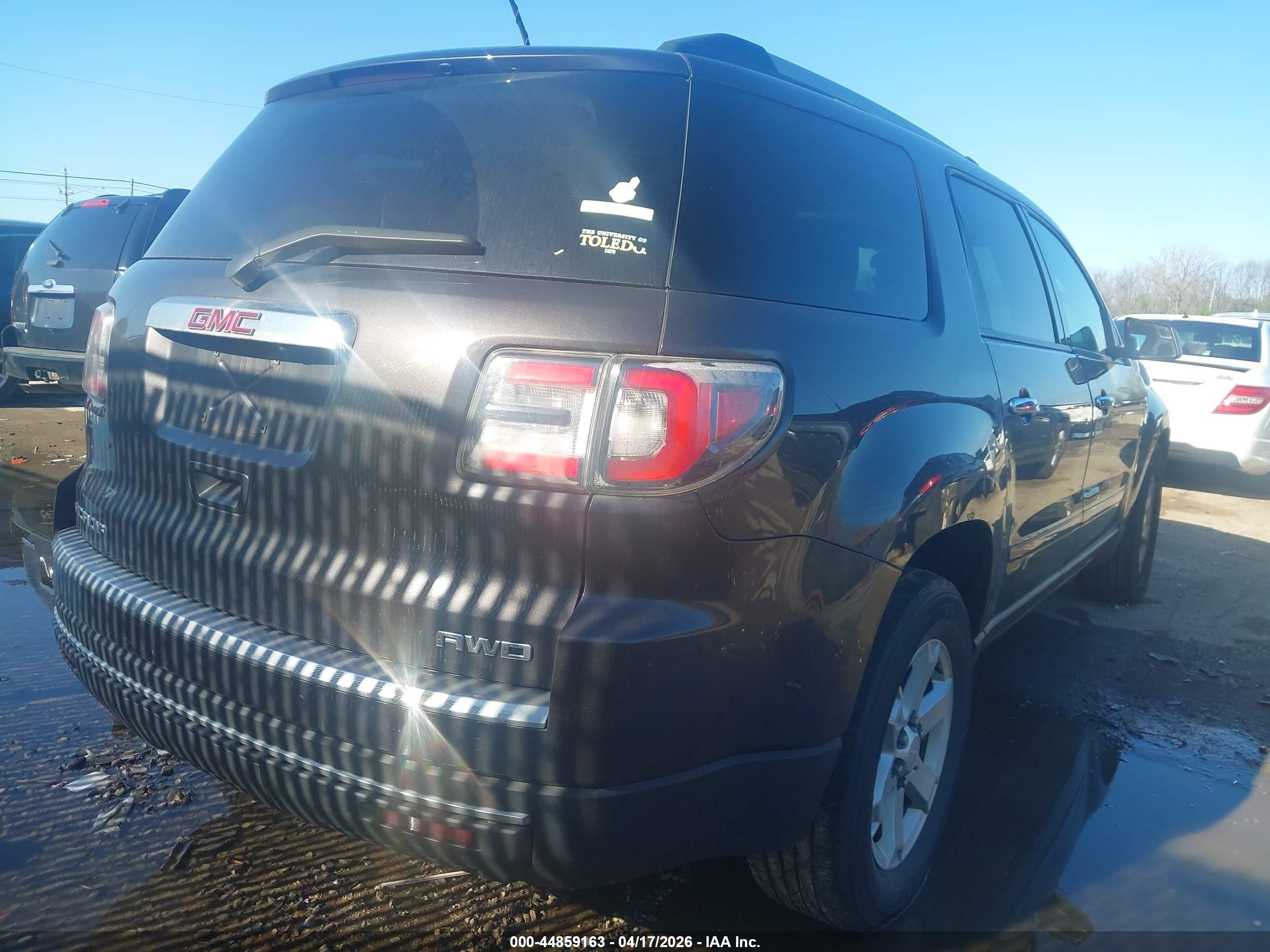 GMC ACADIA image 4