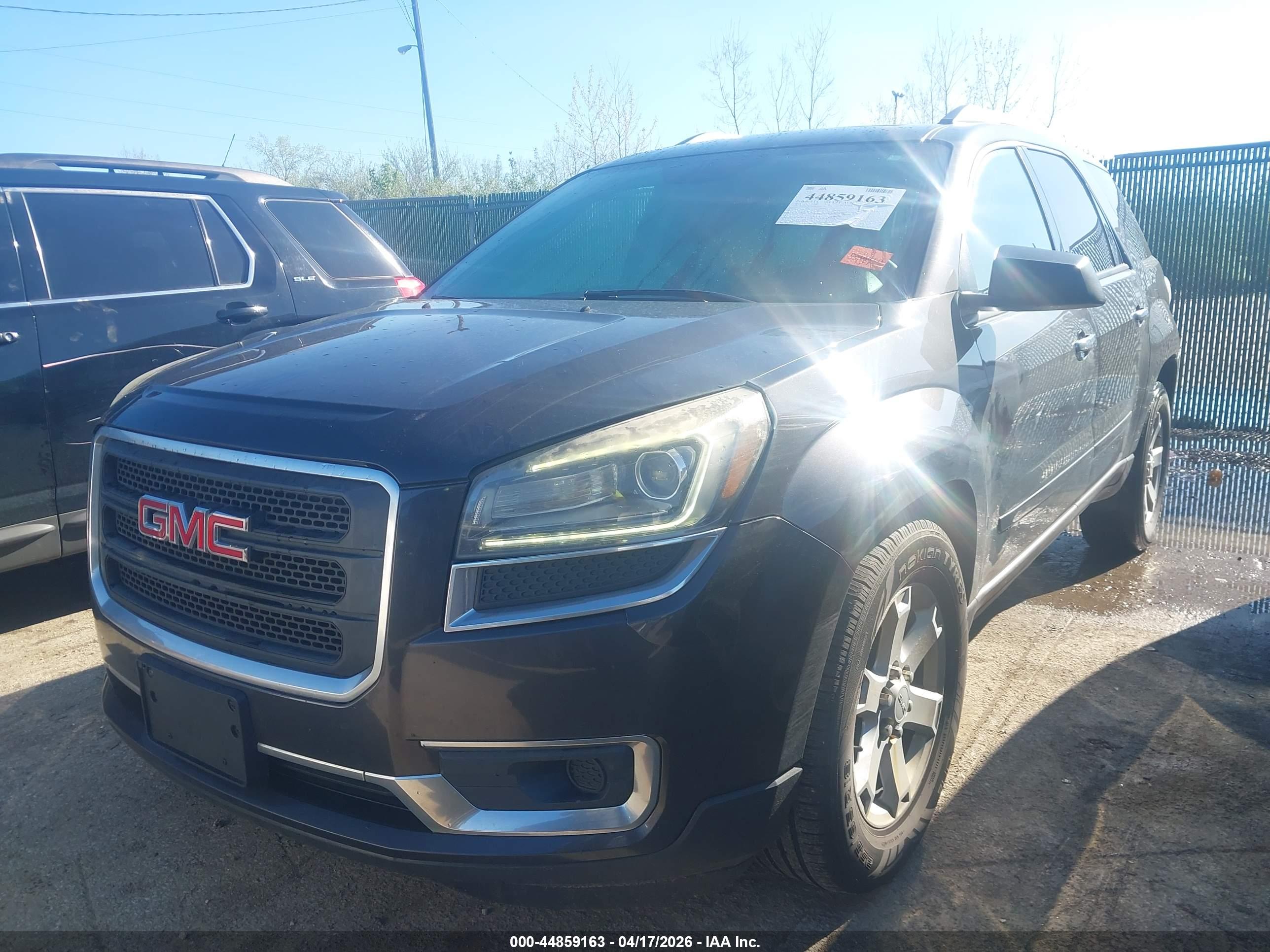 GMC ACADIA image 6