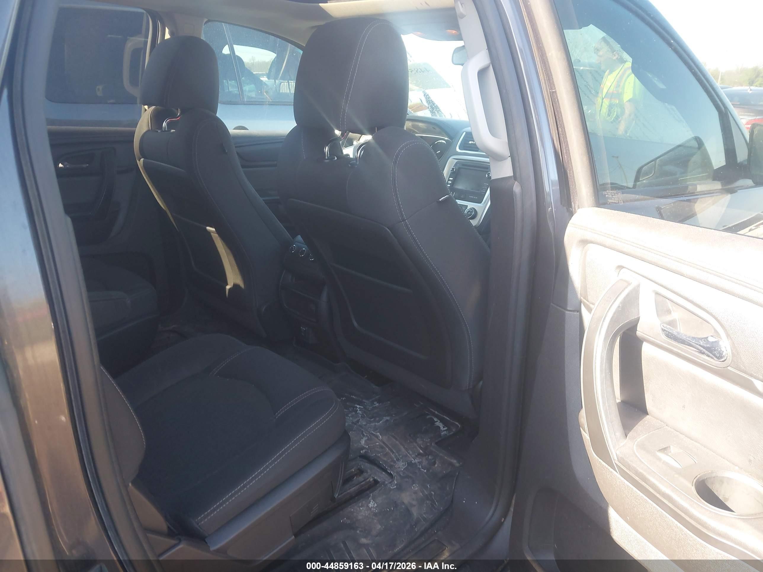 GMC ACADIA image 8