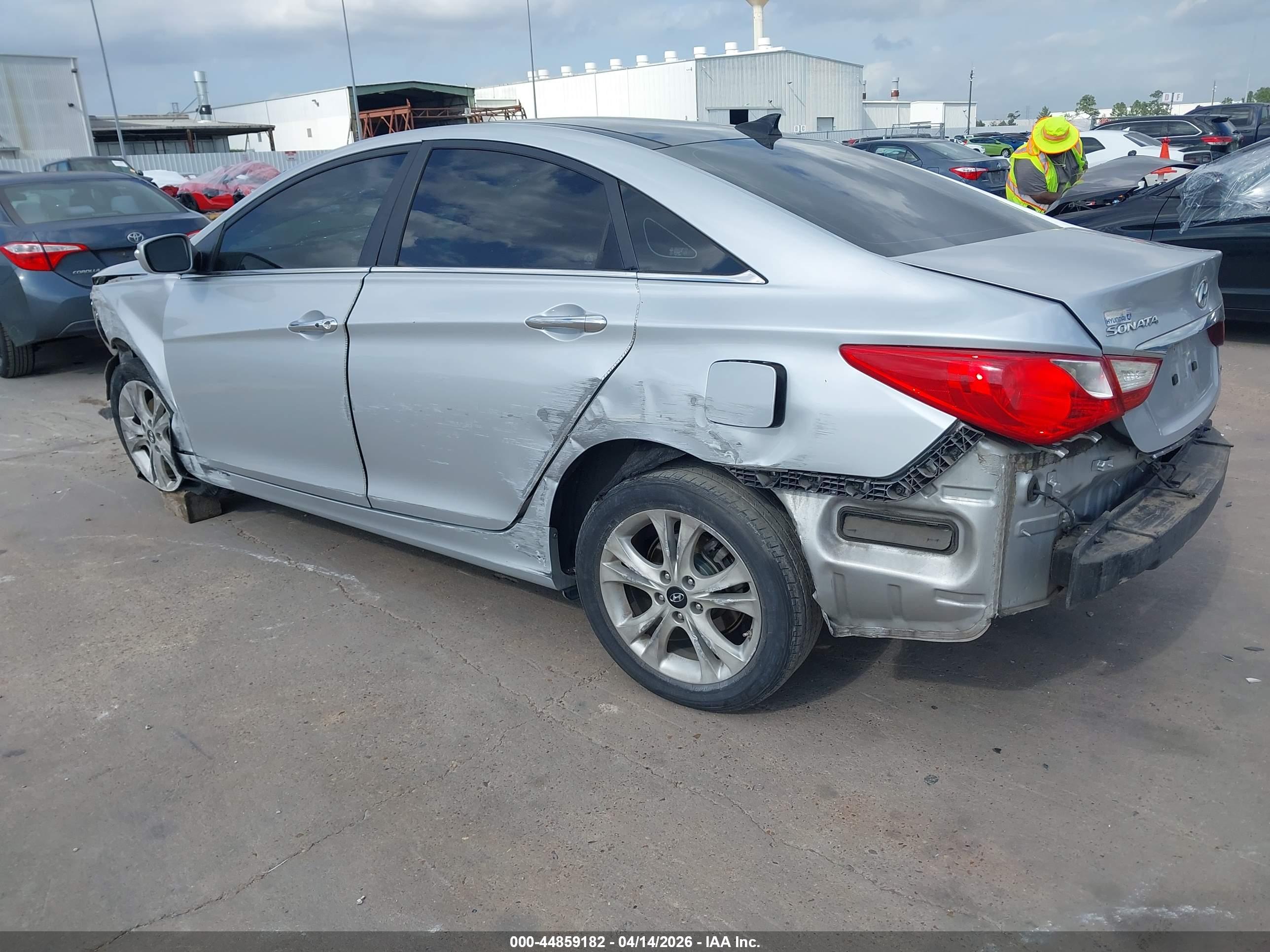 HYUNDAI SONATA image 3