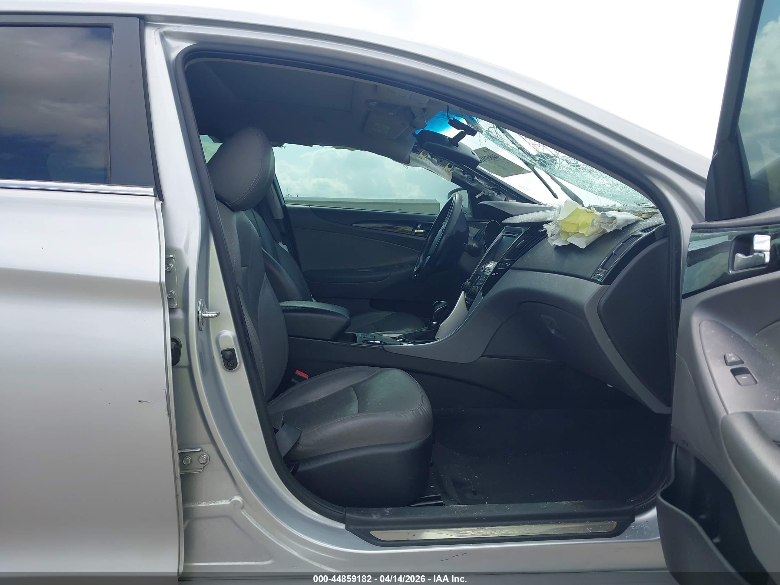 HYUNDAI SONATA image 5