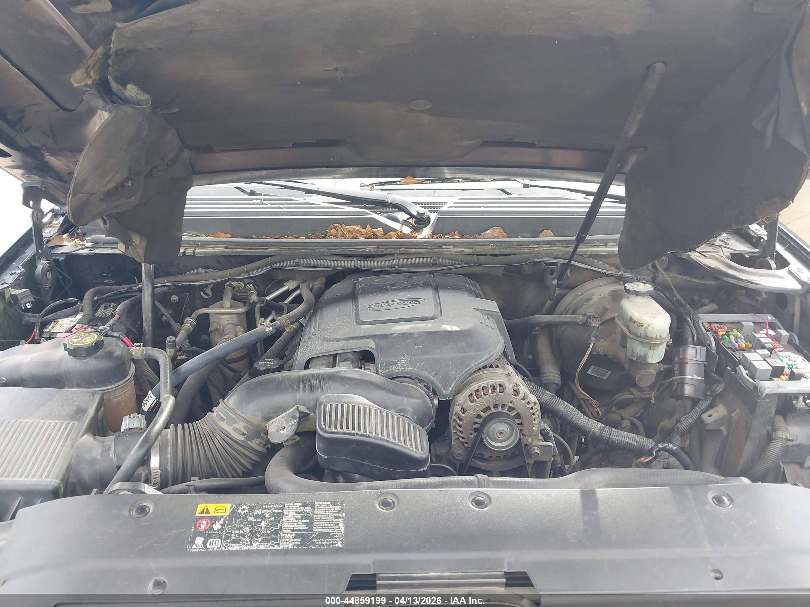 CHEVROLET TAHOE image 10