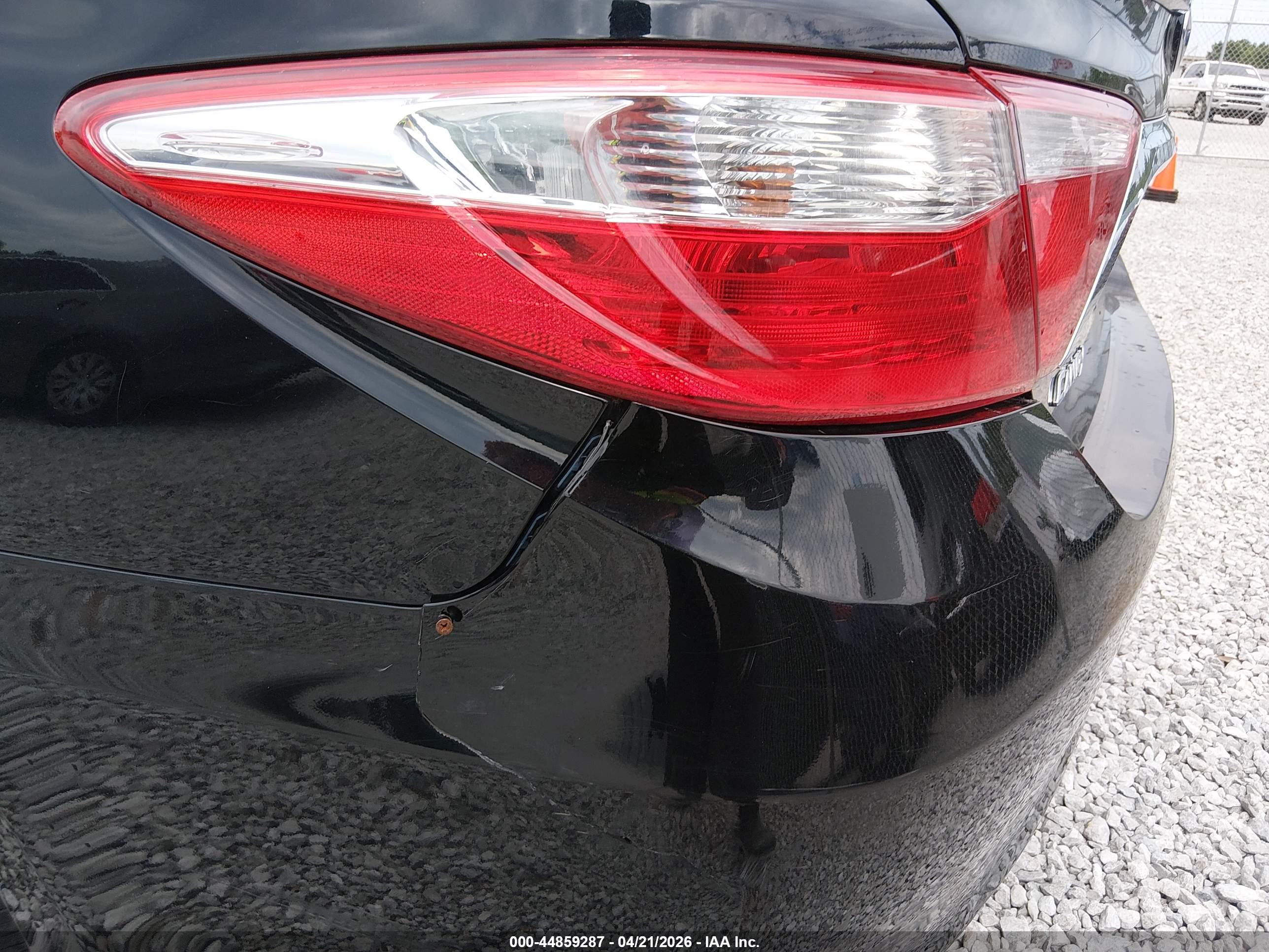 TOYOTA CAMRY image 6