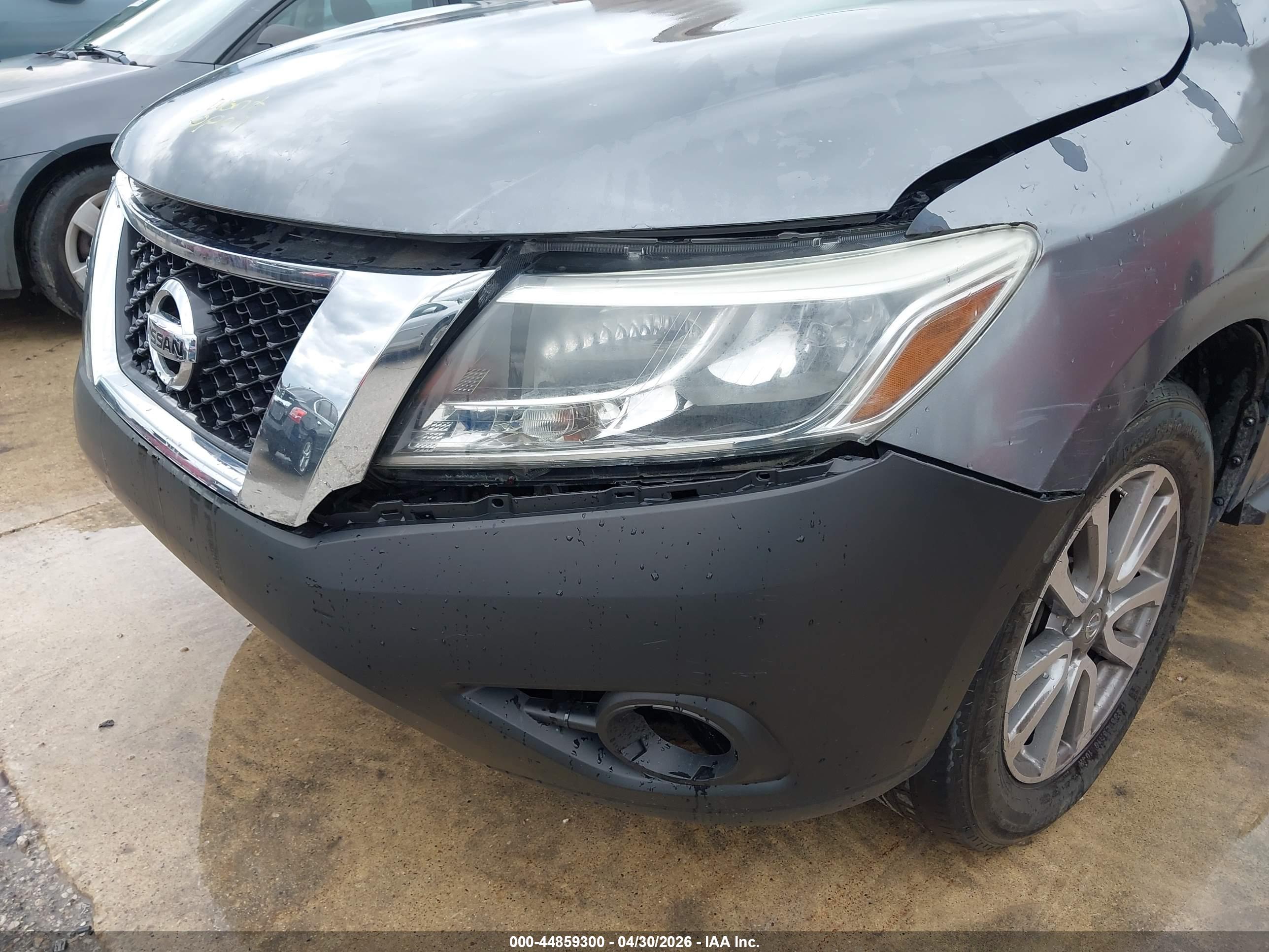 NISSAN PATHFINDER image 6