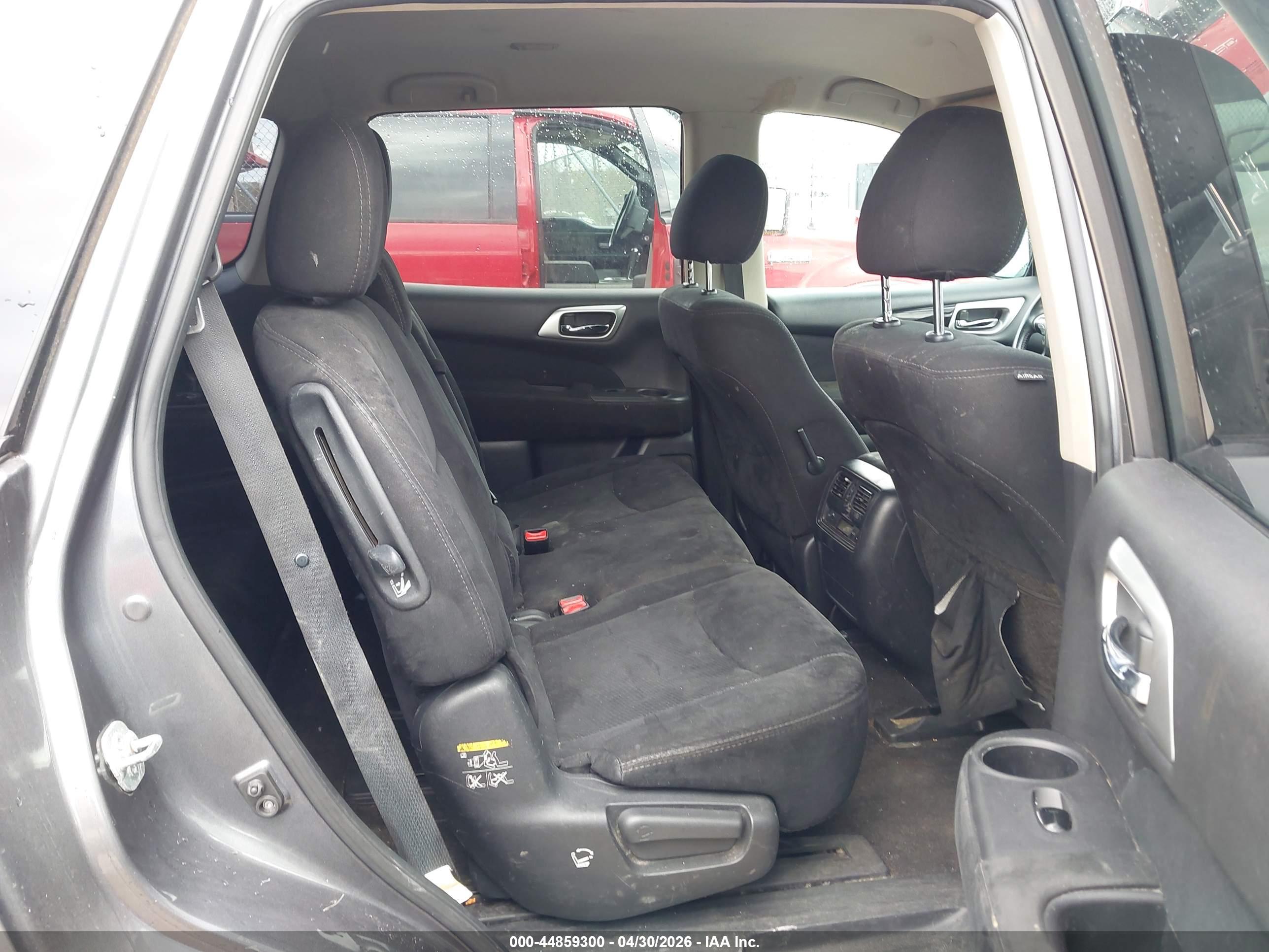 NISSAN PATHFINDER image 8