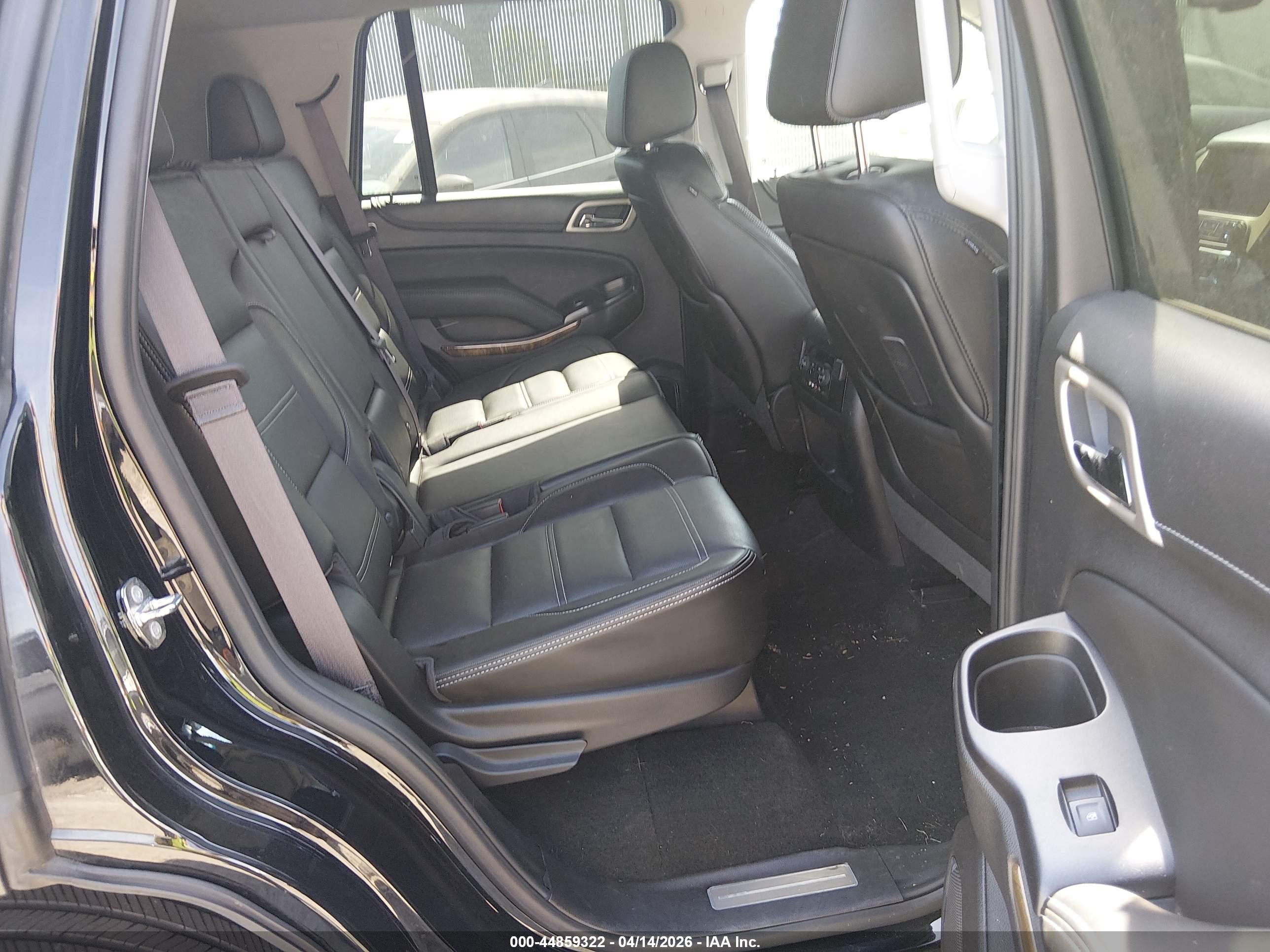 GMC YUKON image 8