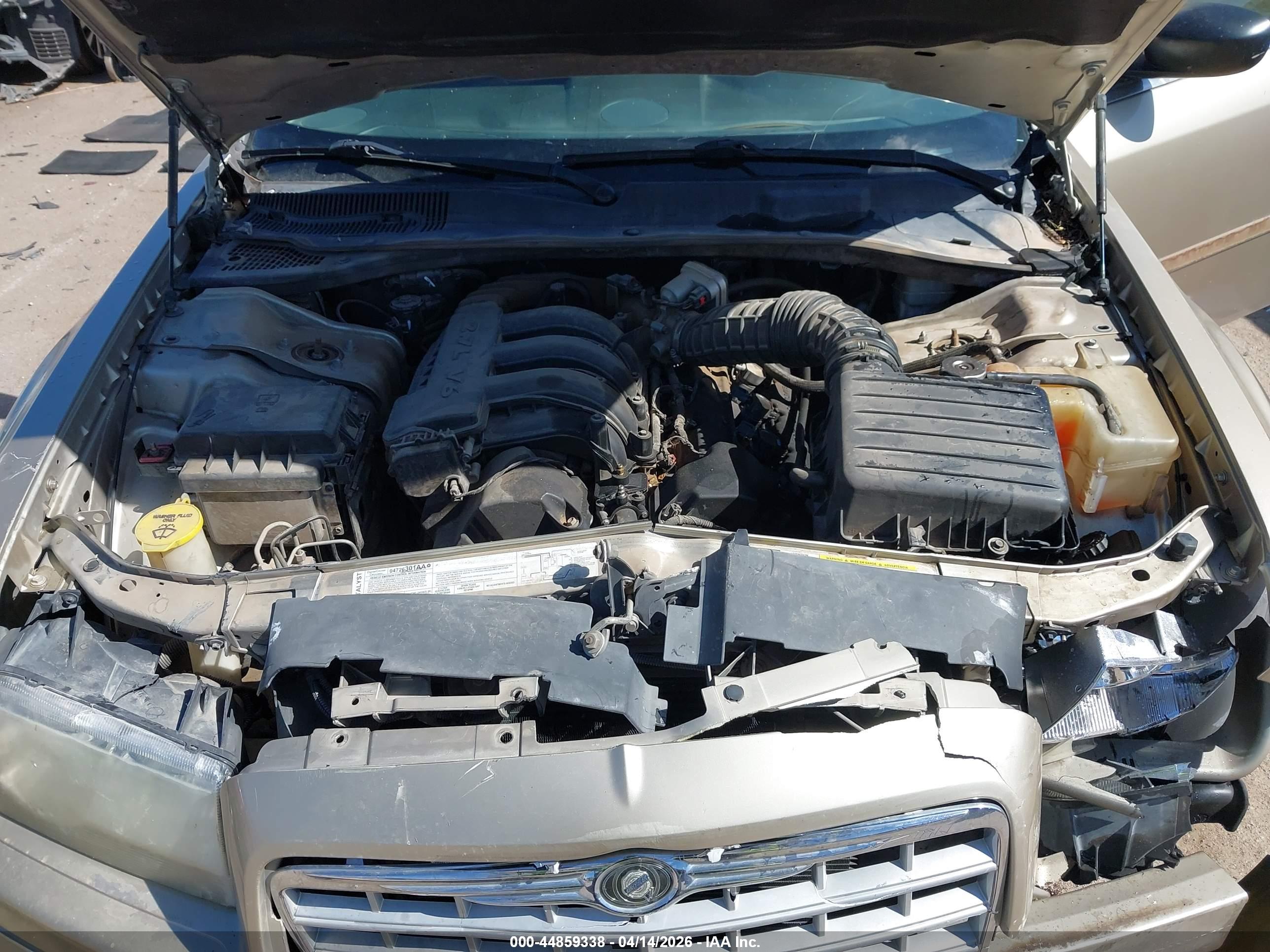 CHRYSLER 300 image 10