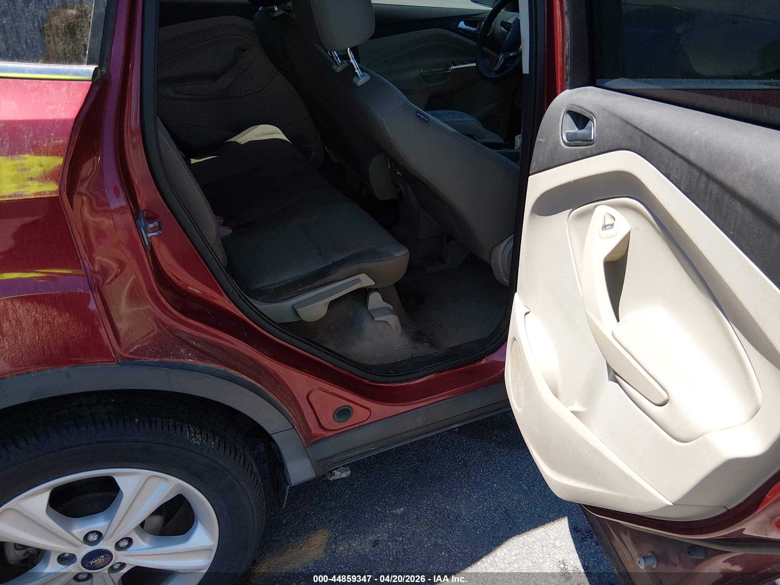 FORD ESCAPE image 8