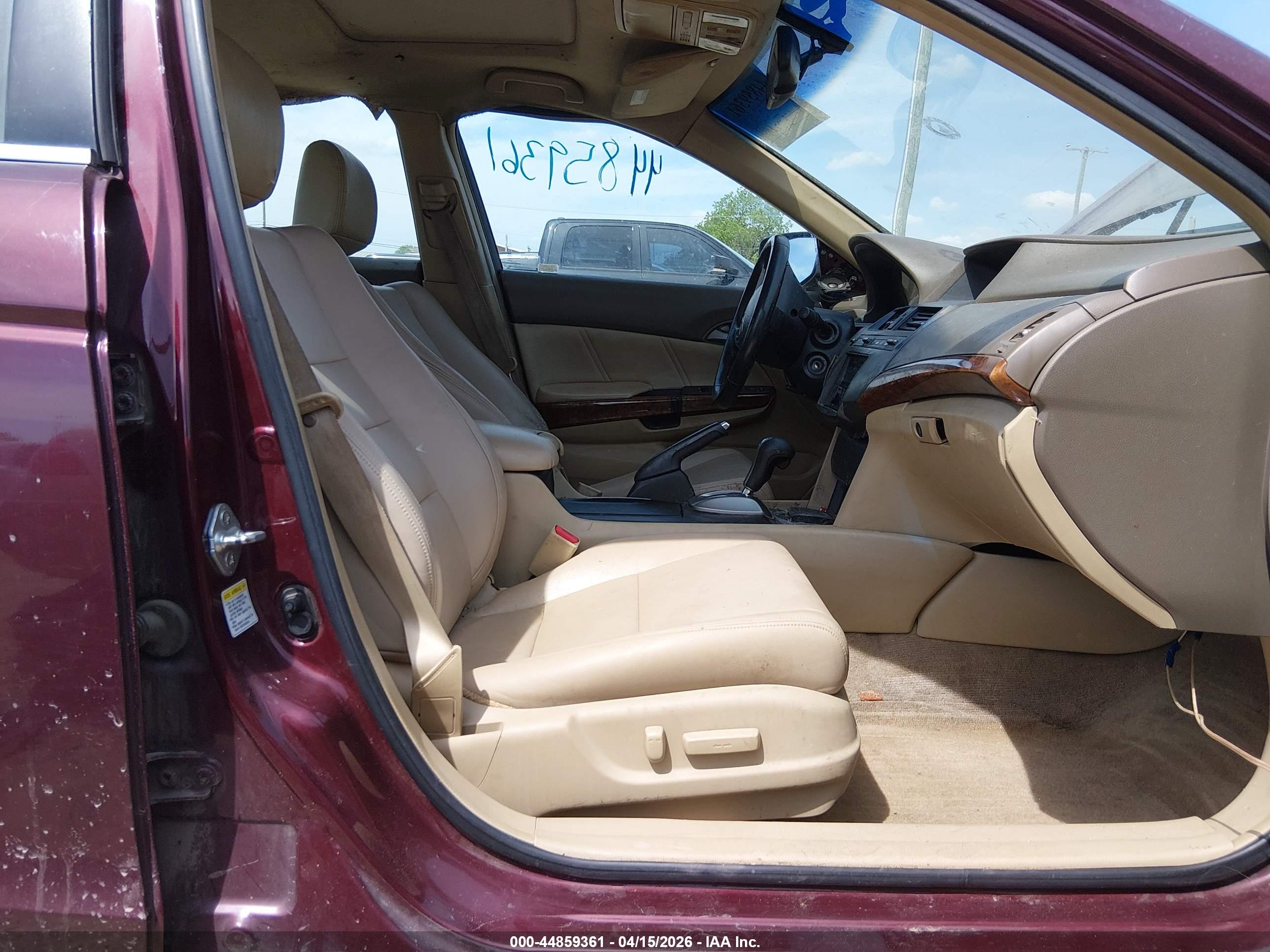 HONDA ACCORD image 5