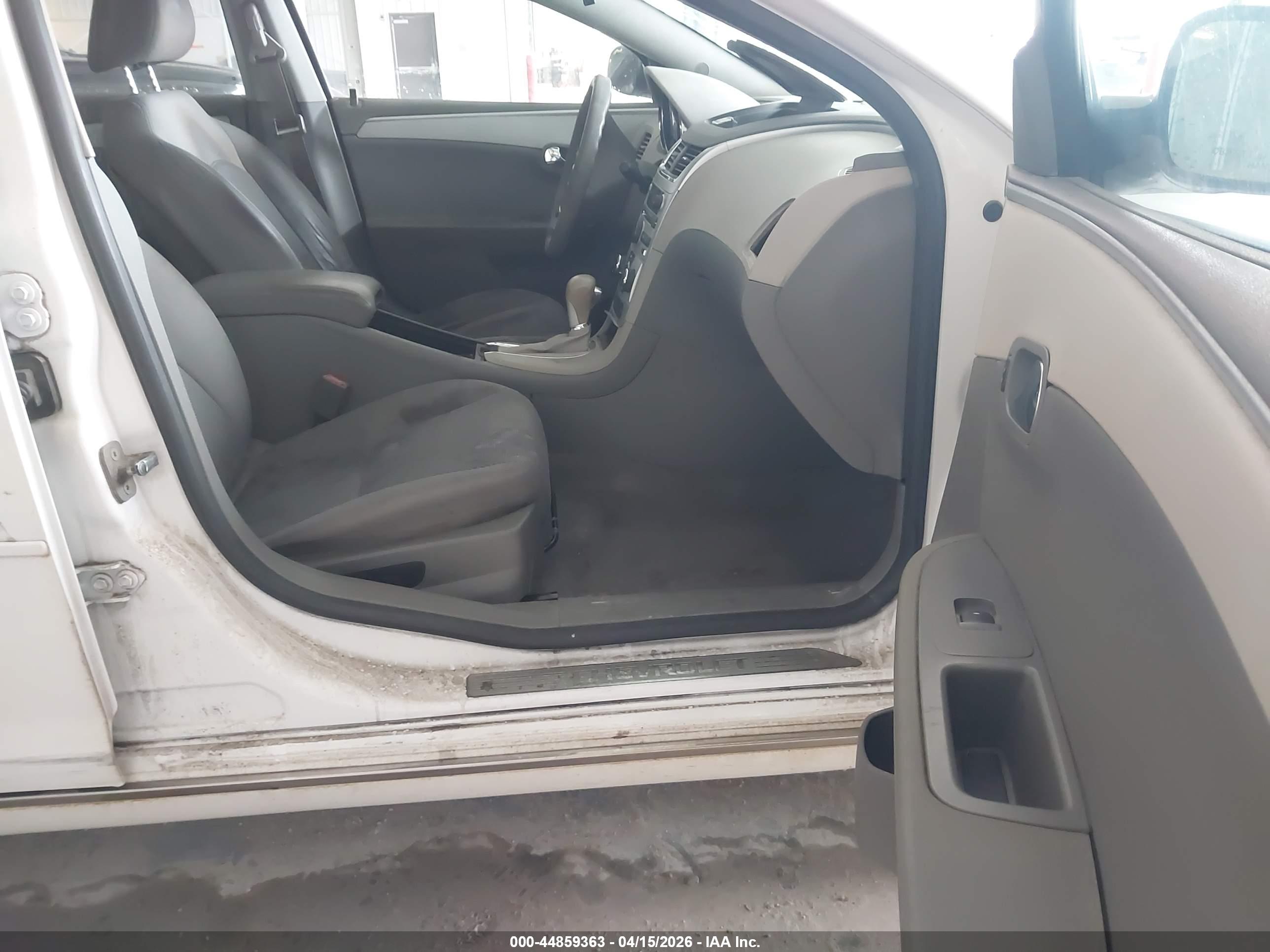 CHEVROLET MALIBU image 5