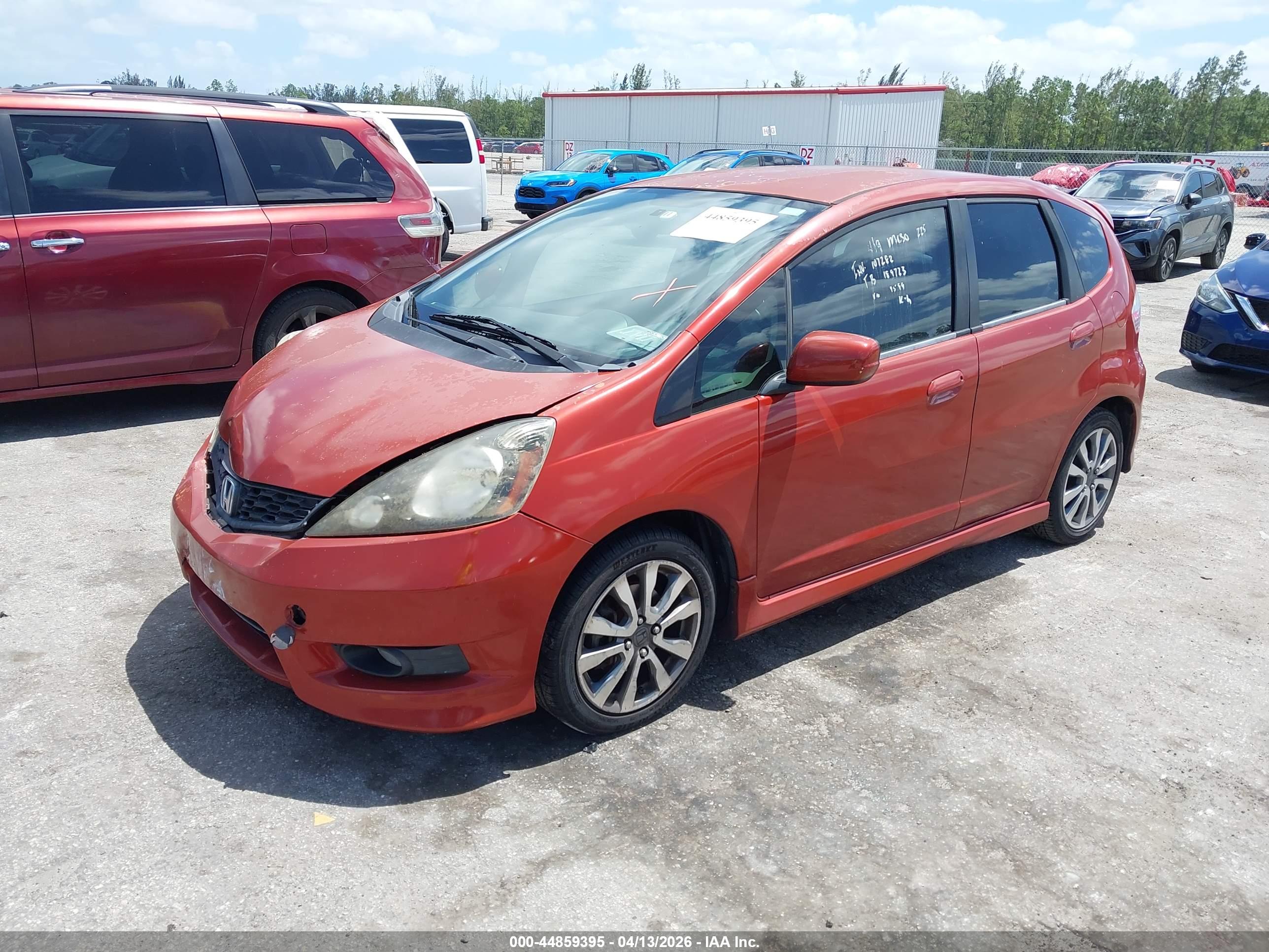 HONDA FIT image 2