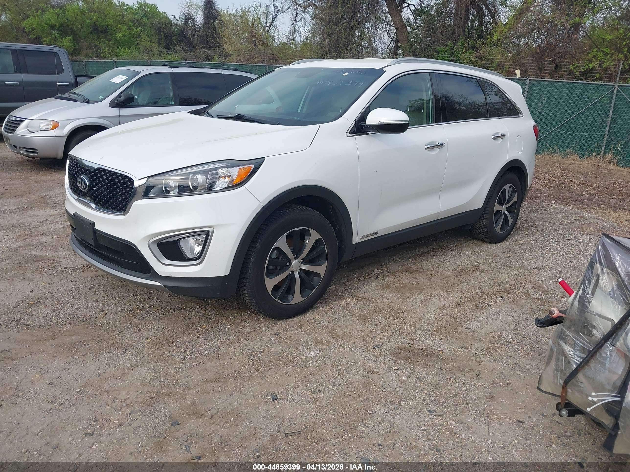 KIA SORENTO image 2
