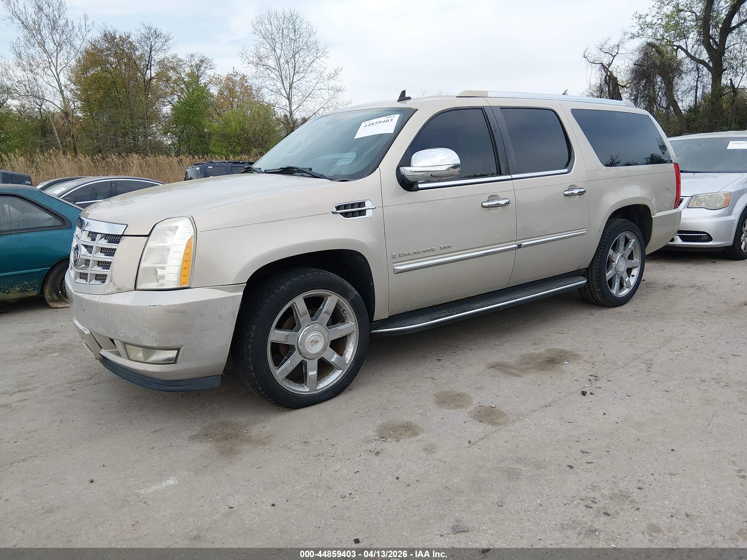 CADILLAC ESCALADE image 2