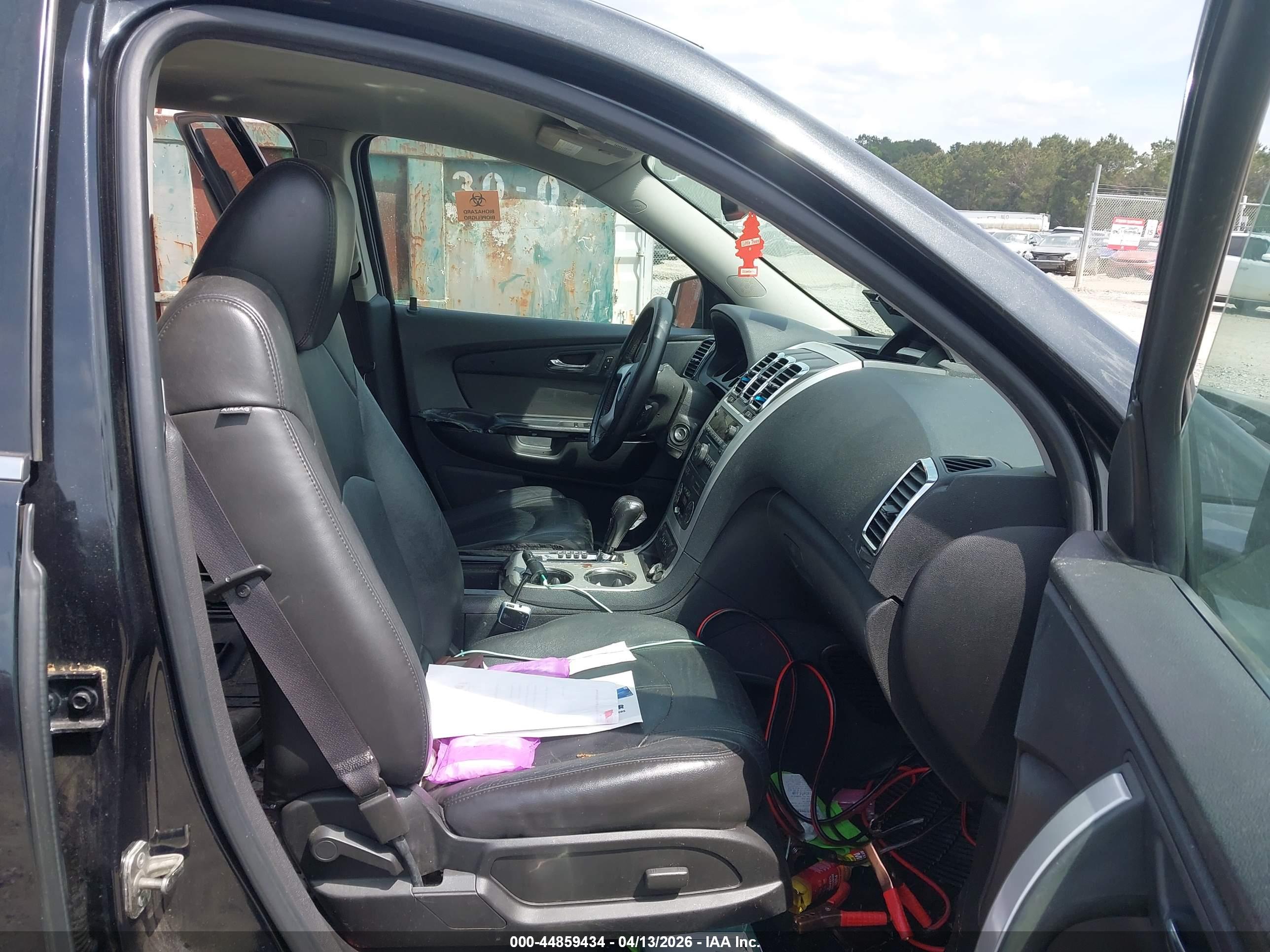 GMC ACADIA image 5