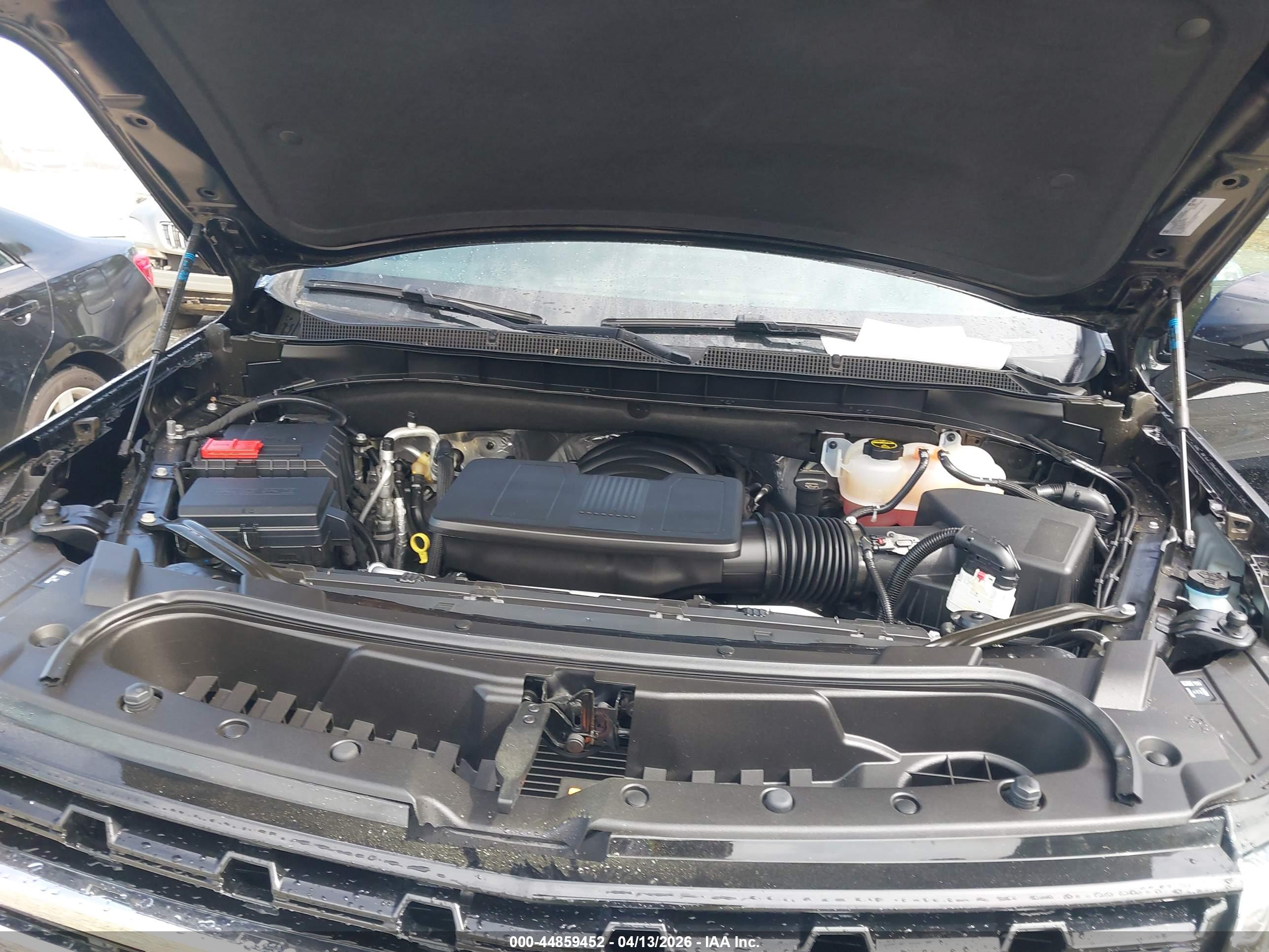 CHEVROLET SUBURBAN image 10