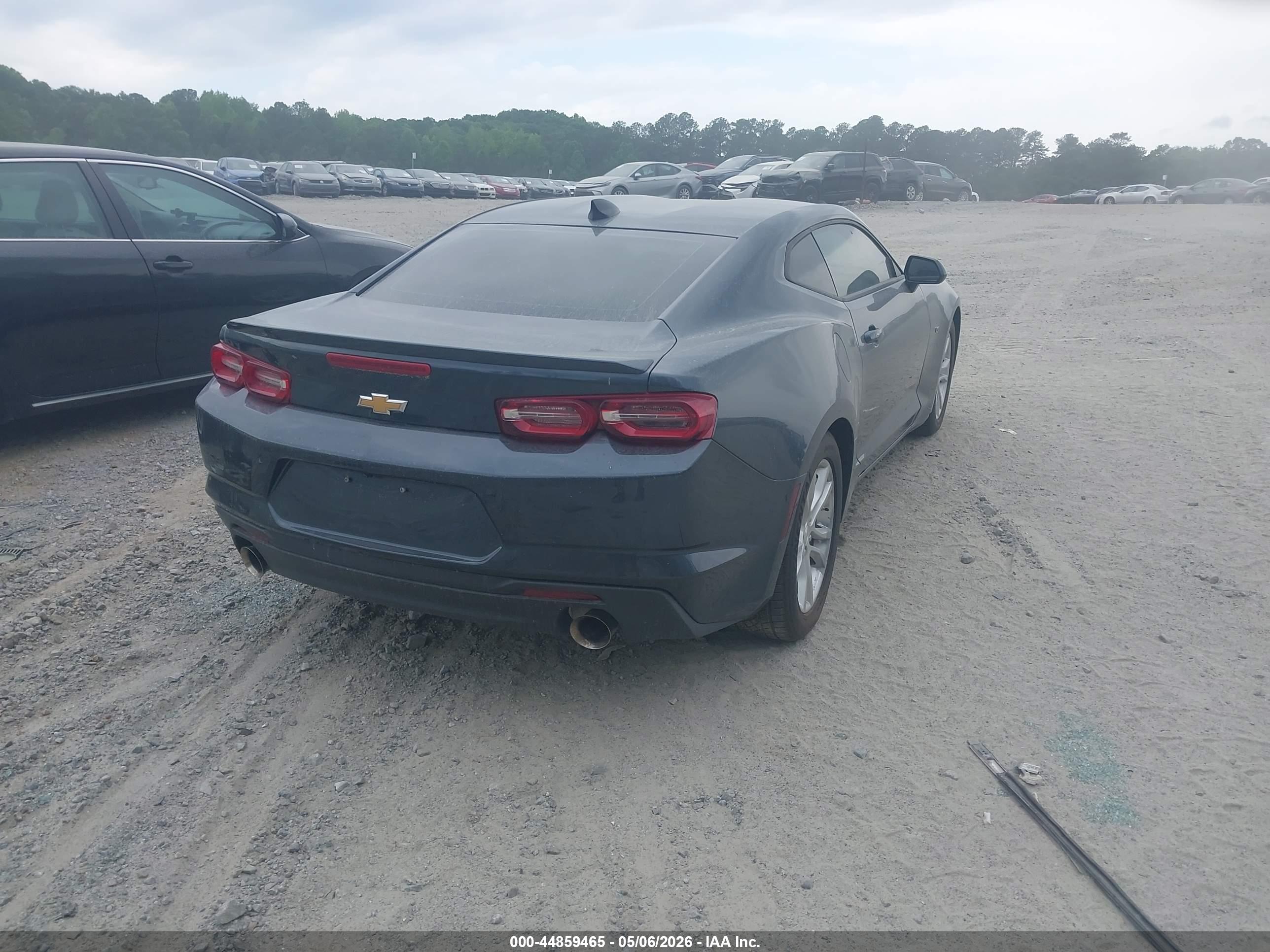CHEVROLET CAMARO image 4