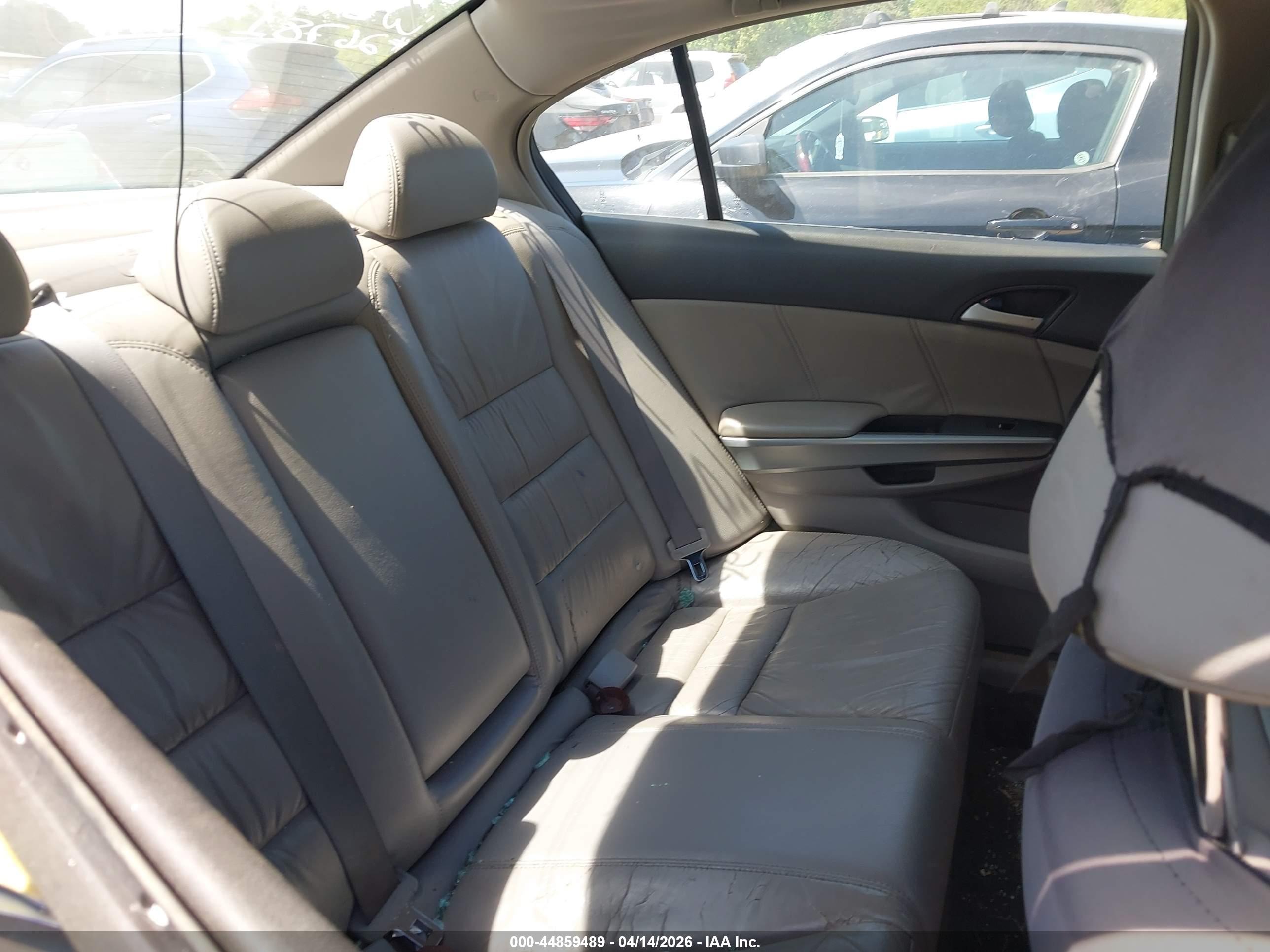 HONDA ACCORD image 8
