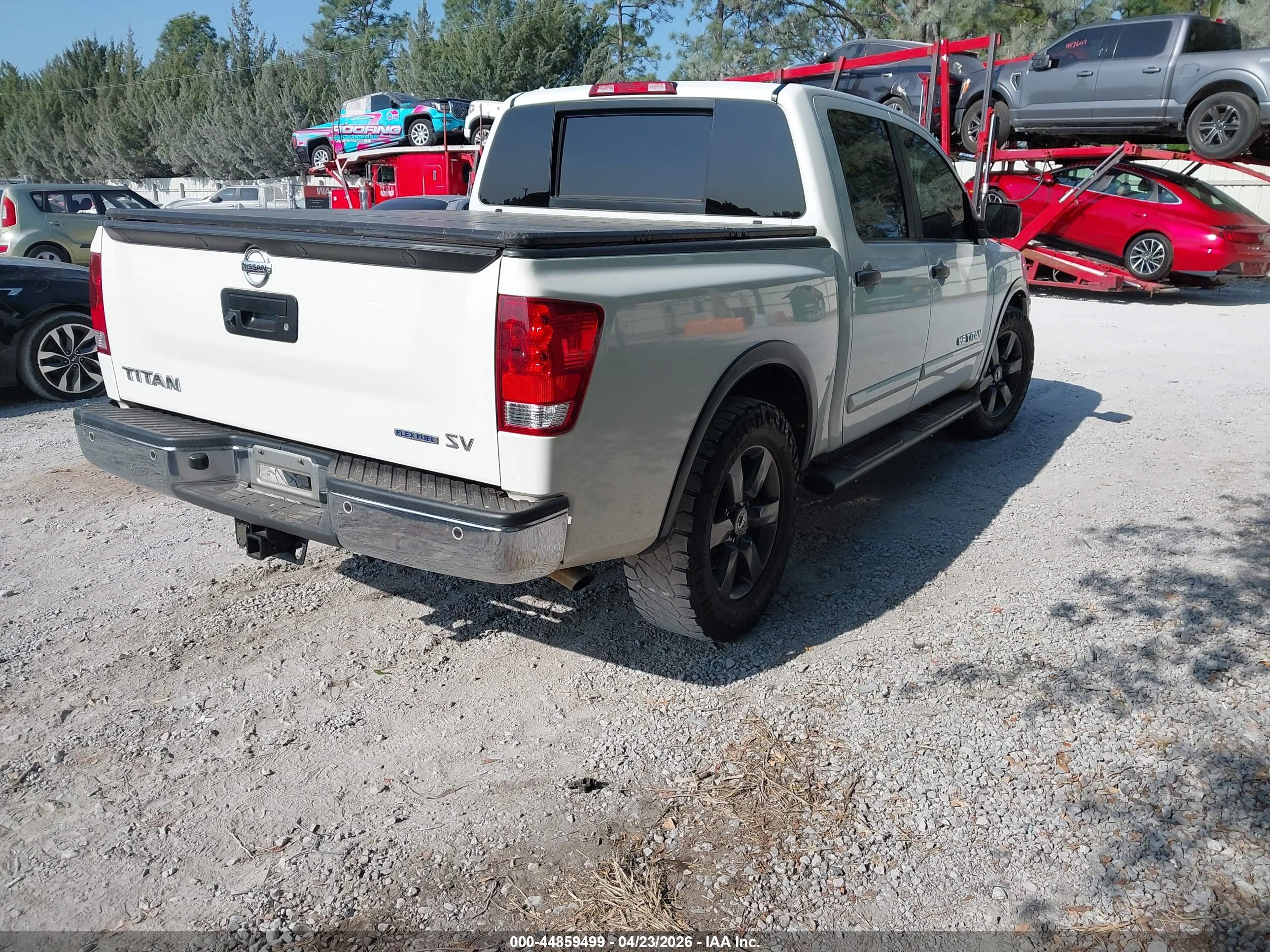 NISSAN TITAN image 4