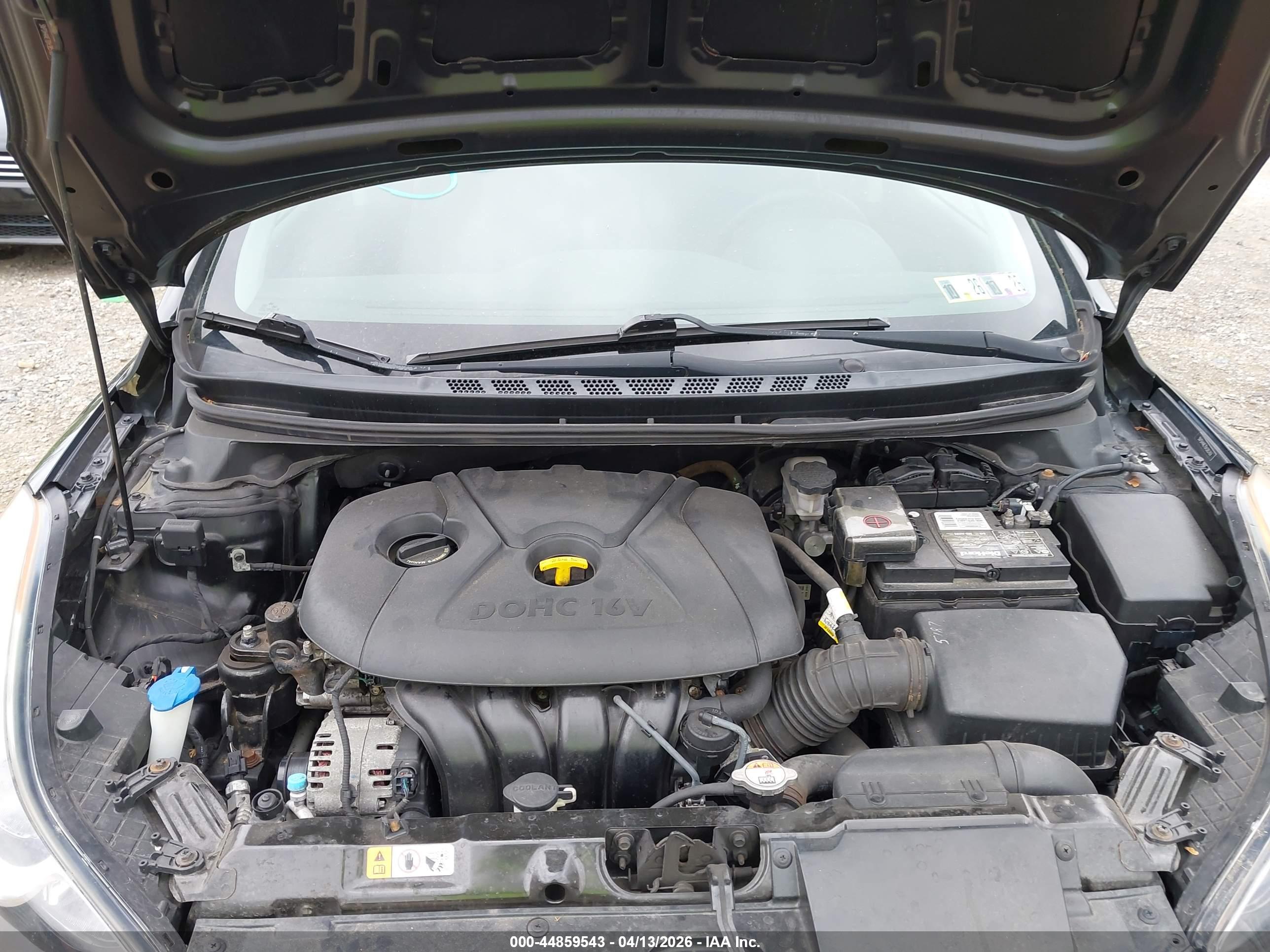 HYUNDAI ELANTRA image 10
