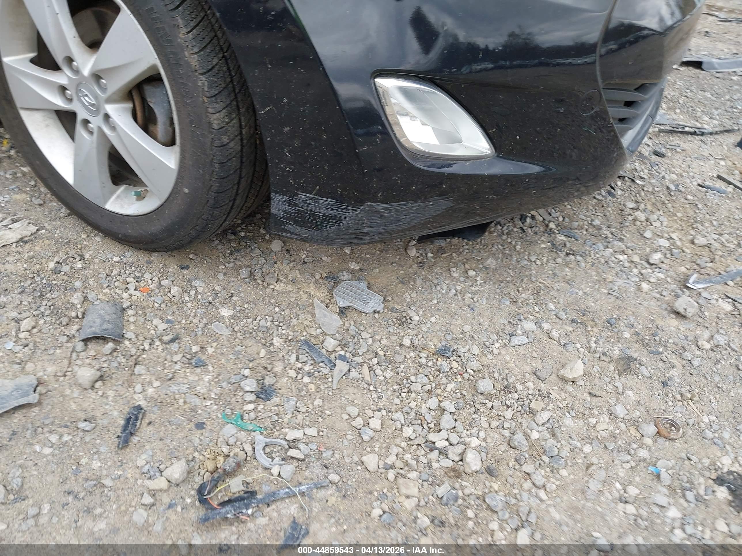 HYUNDAI ELANTRA image 6
