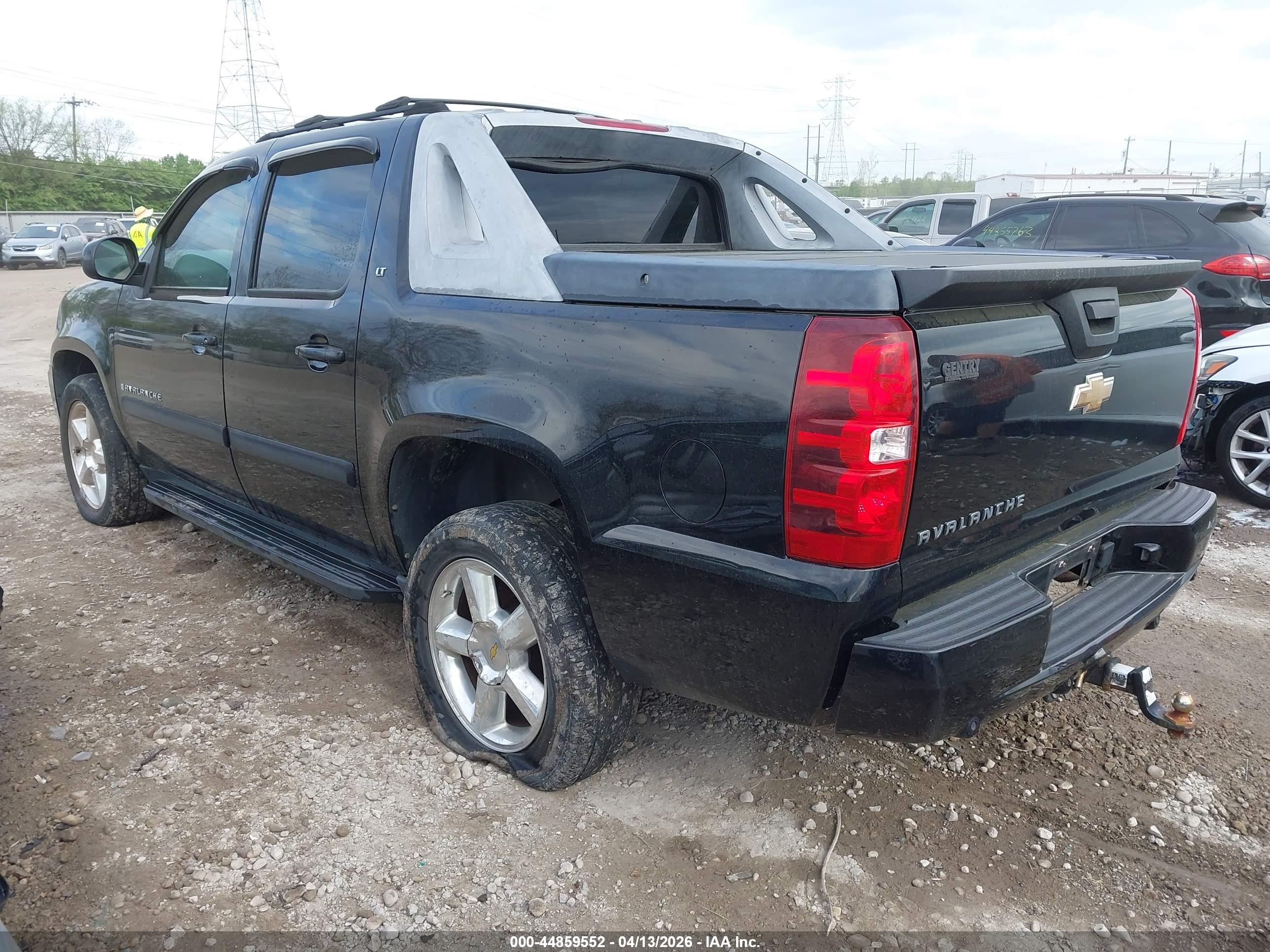 CHEVROLET AVALANCHE image 3