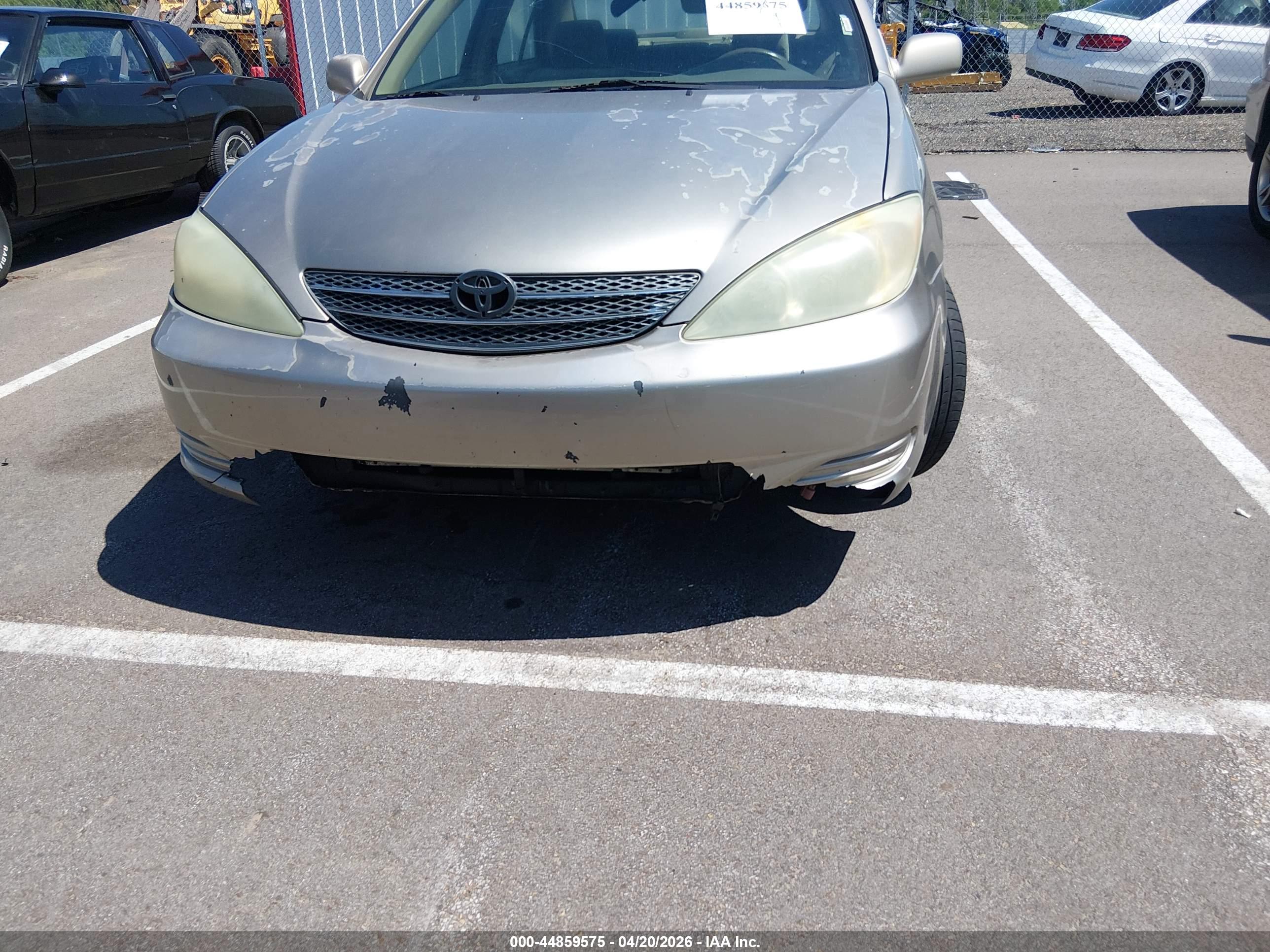 TOYOTA CAMRY image 6