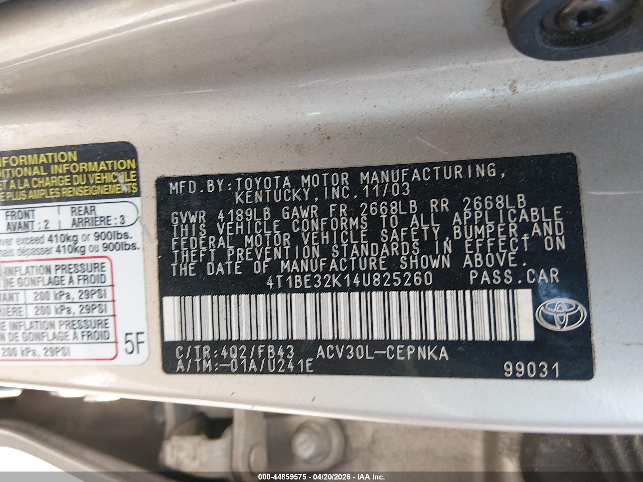TOYOTA CAMRY image 9