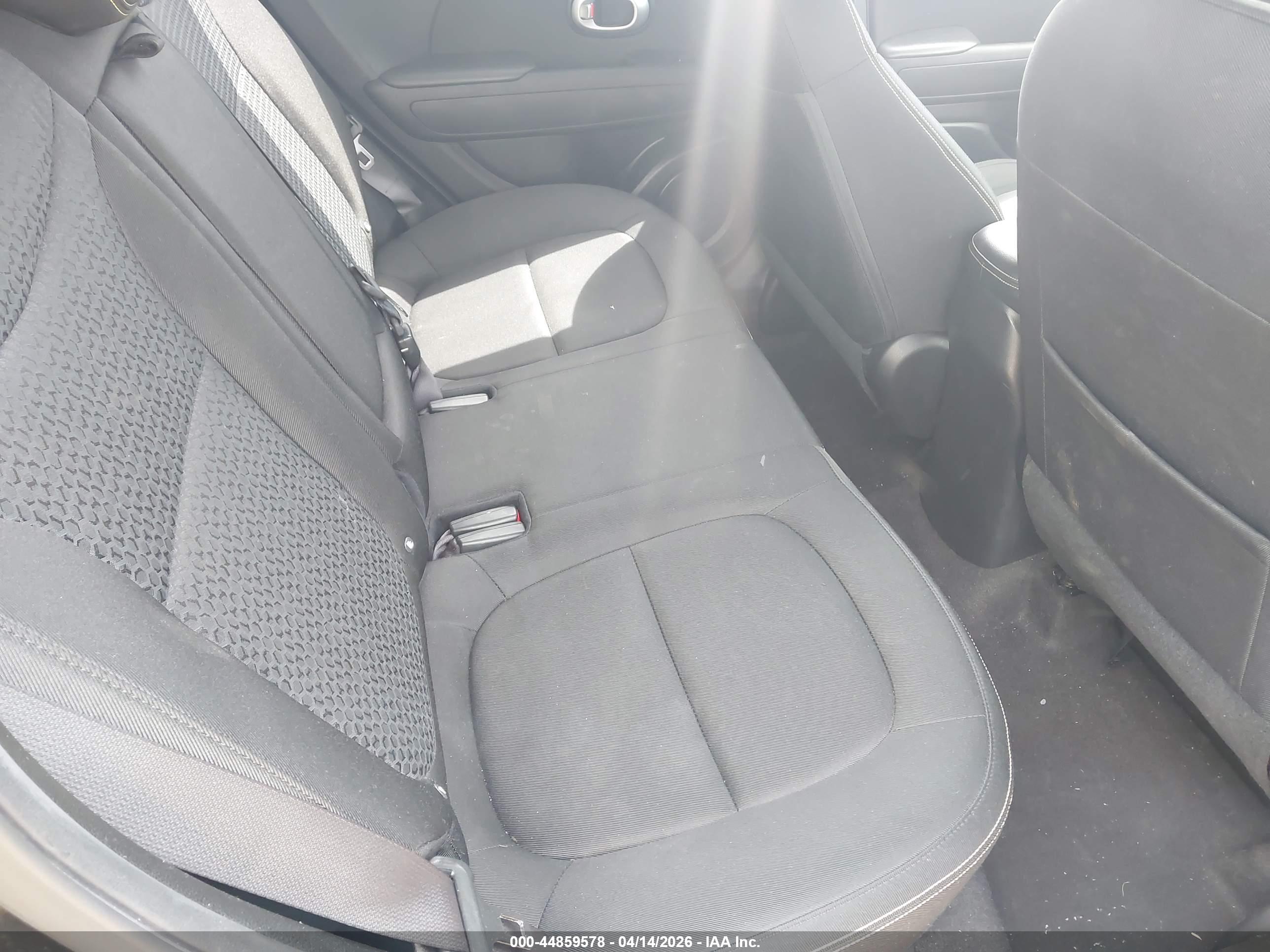 KIA SOUL image 8