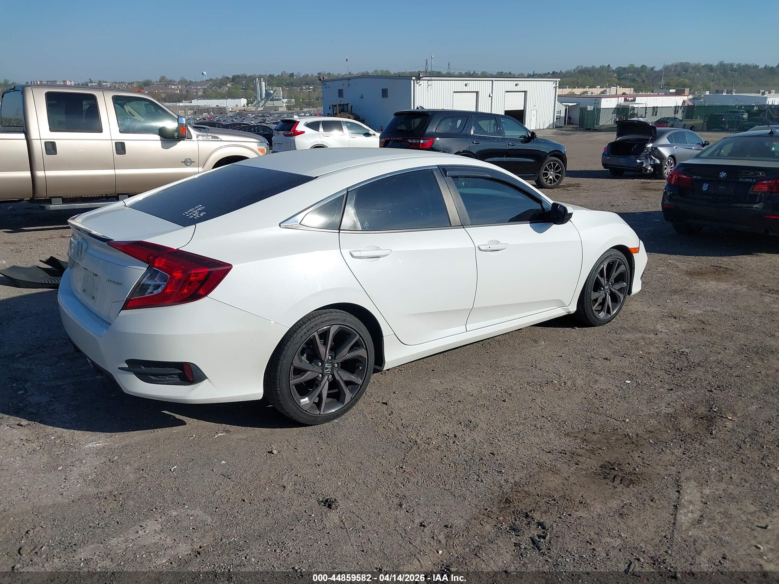 HONDA CIVIC image 4