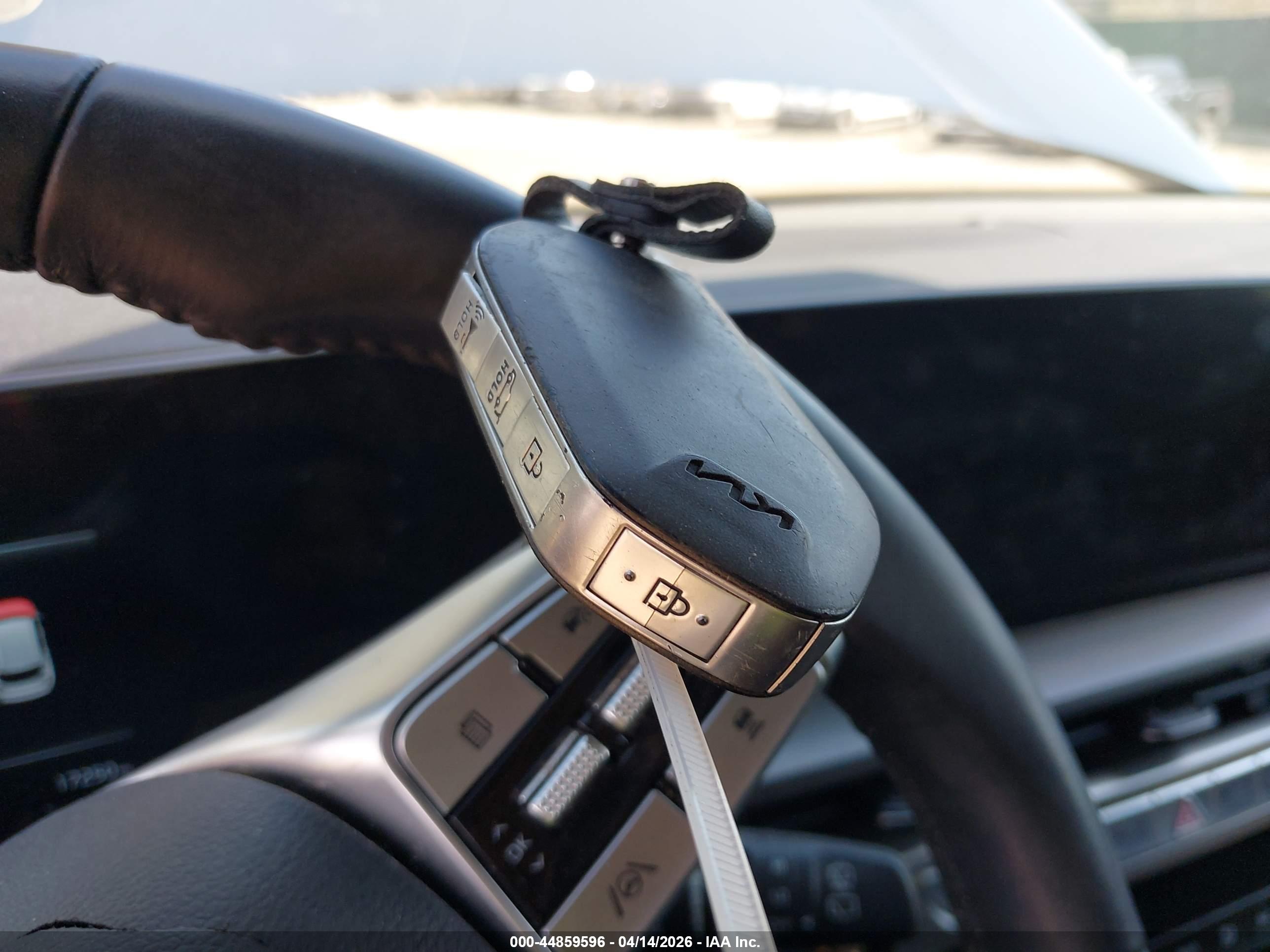 KIA TELLURIDE image 11