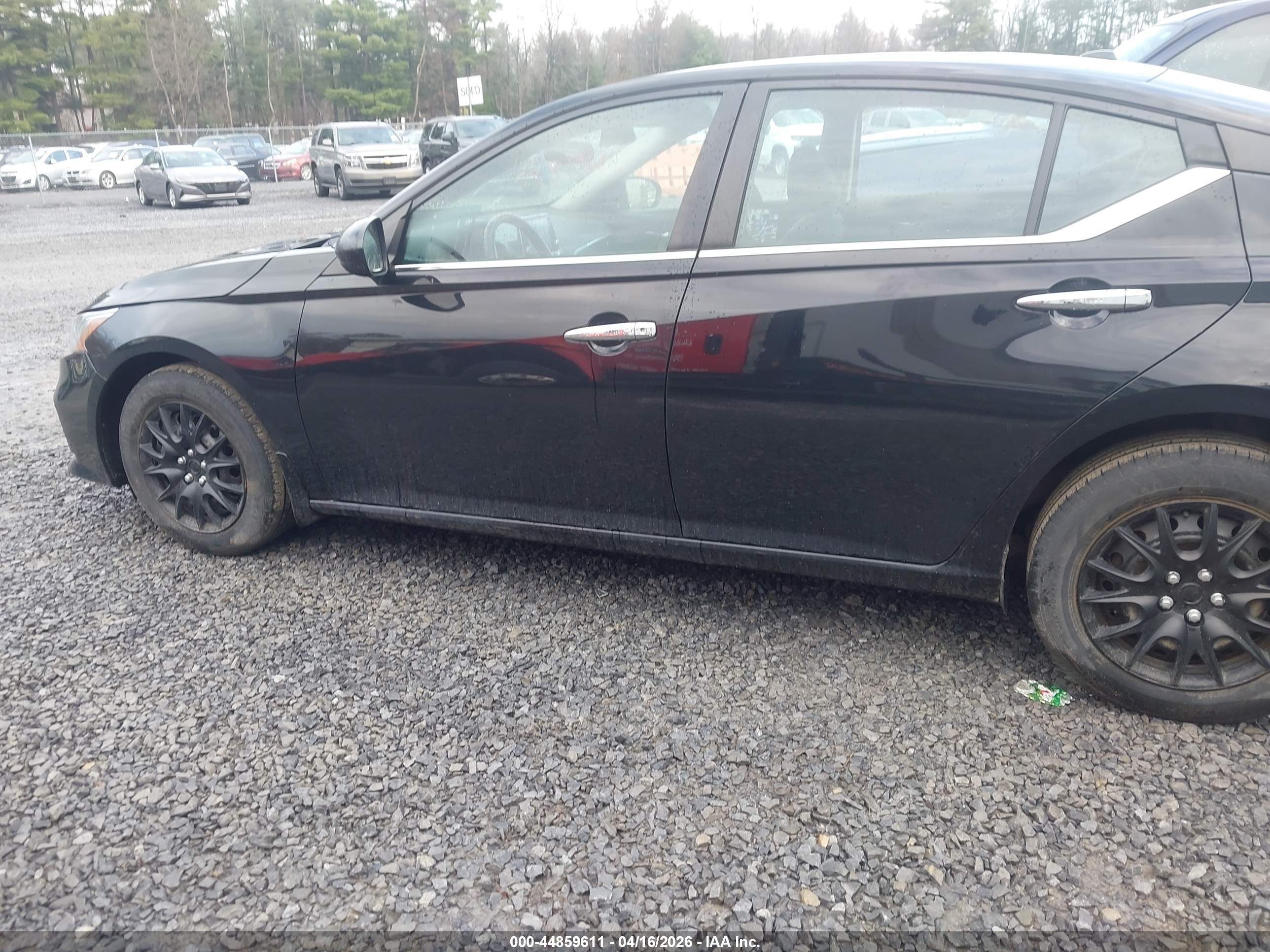 NISSAN ALTIMA image 6