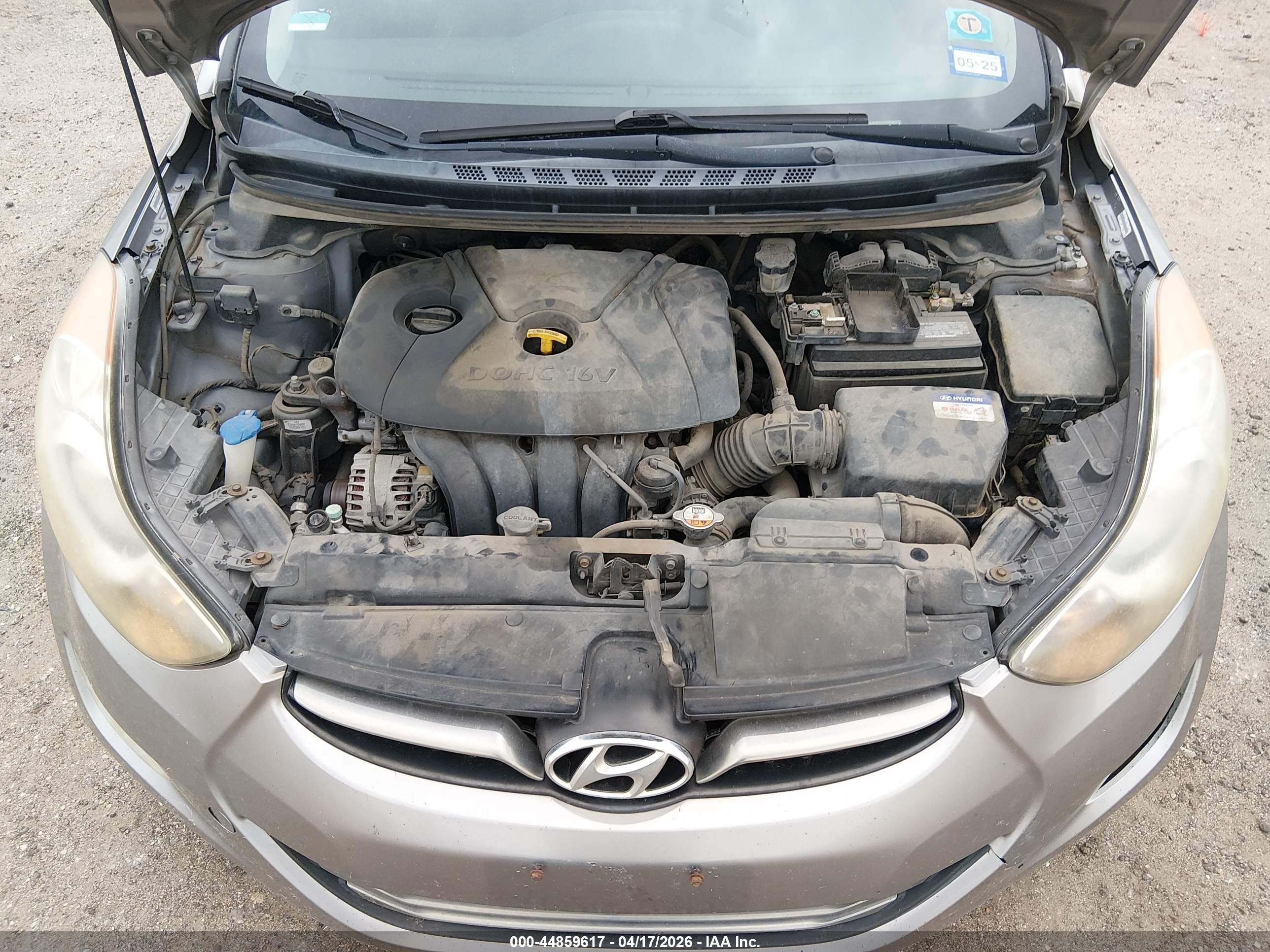HYUNDAI ELANTRA image 10