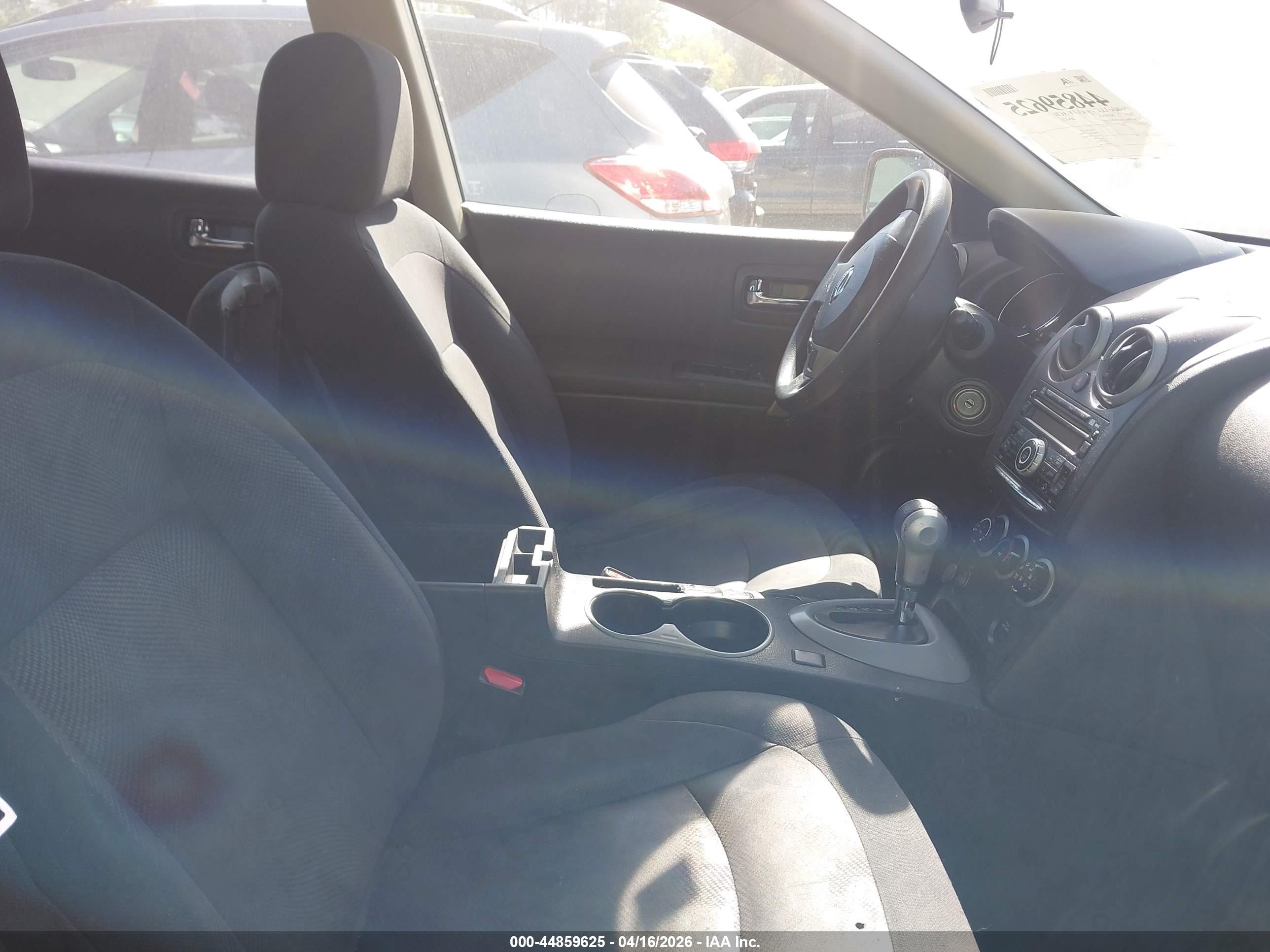 NISSAN ROGUE image 5