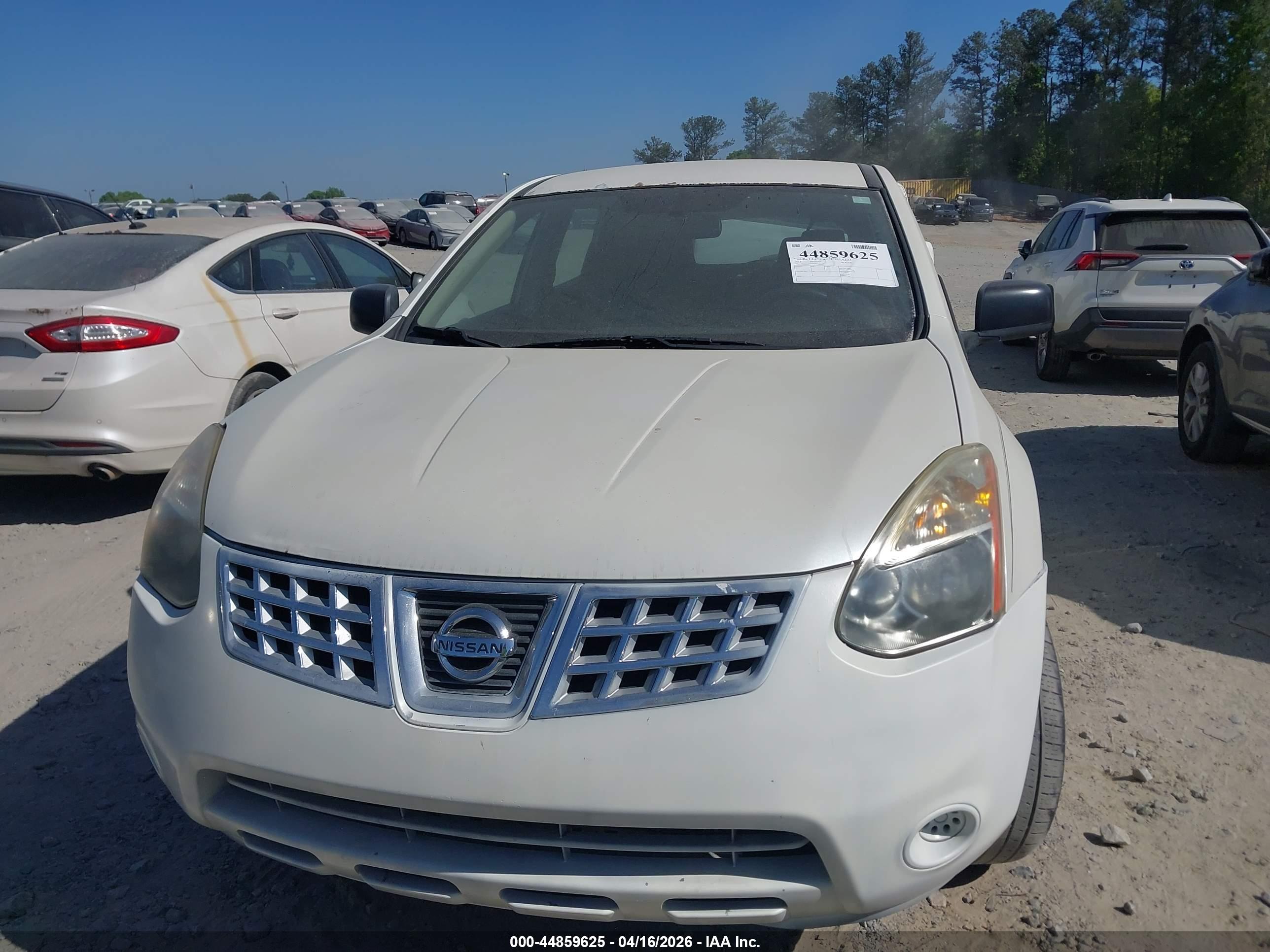 NISSAN ROGUE image 6