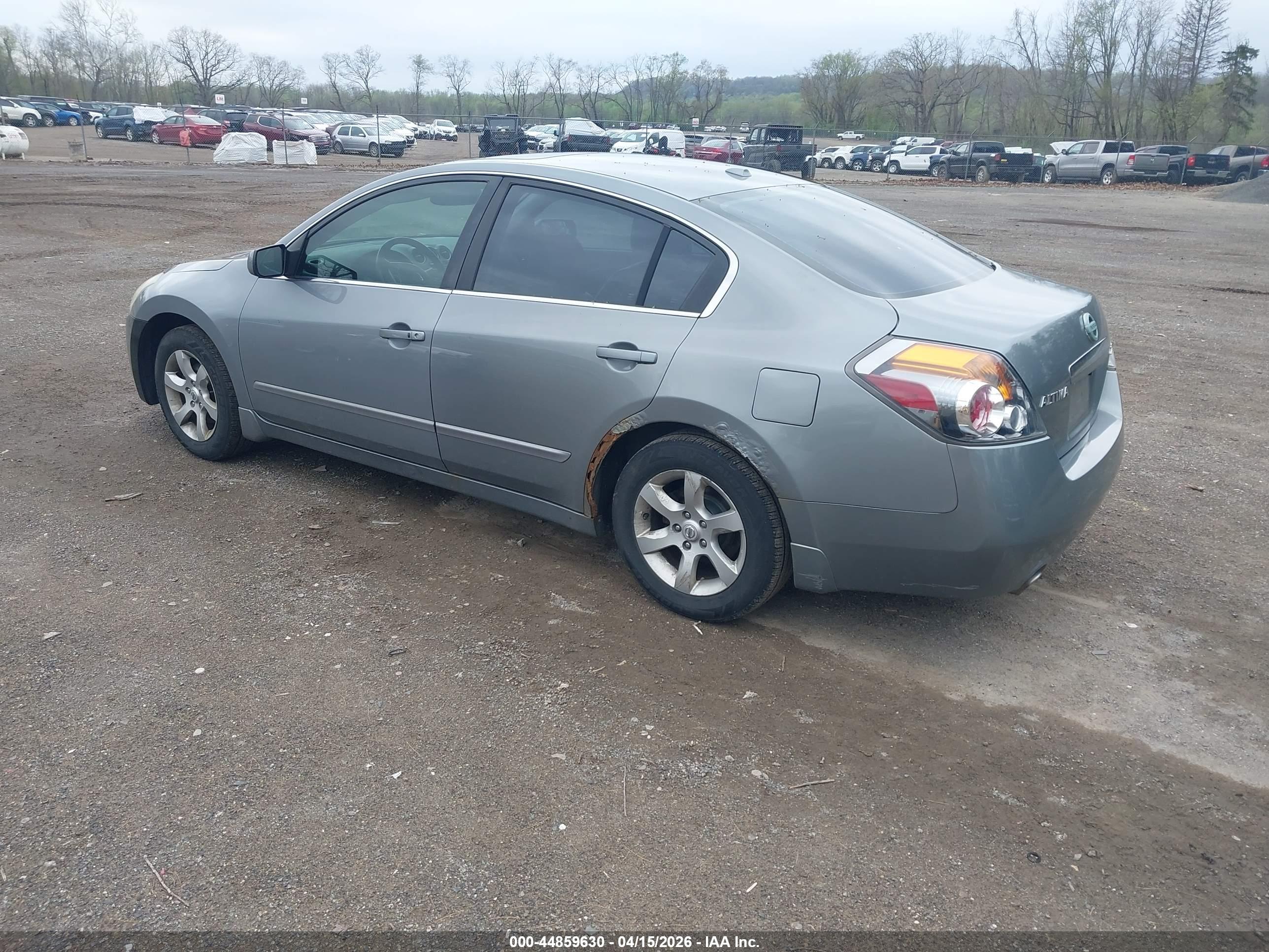 NISSAN ALTIMA image 3