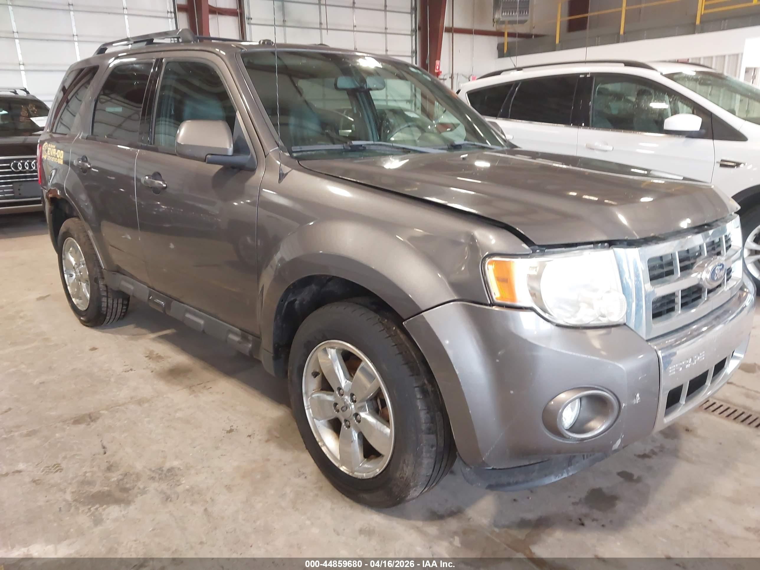 FORD ESCAPE image 6