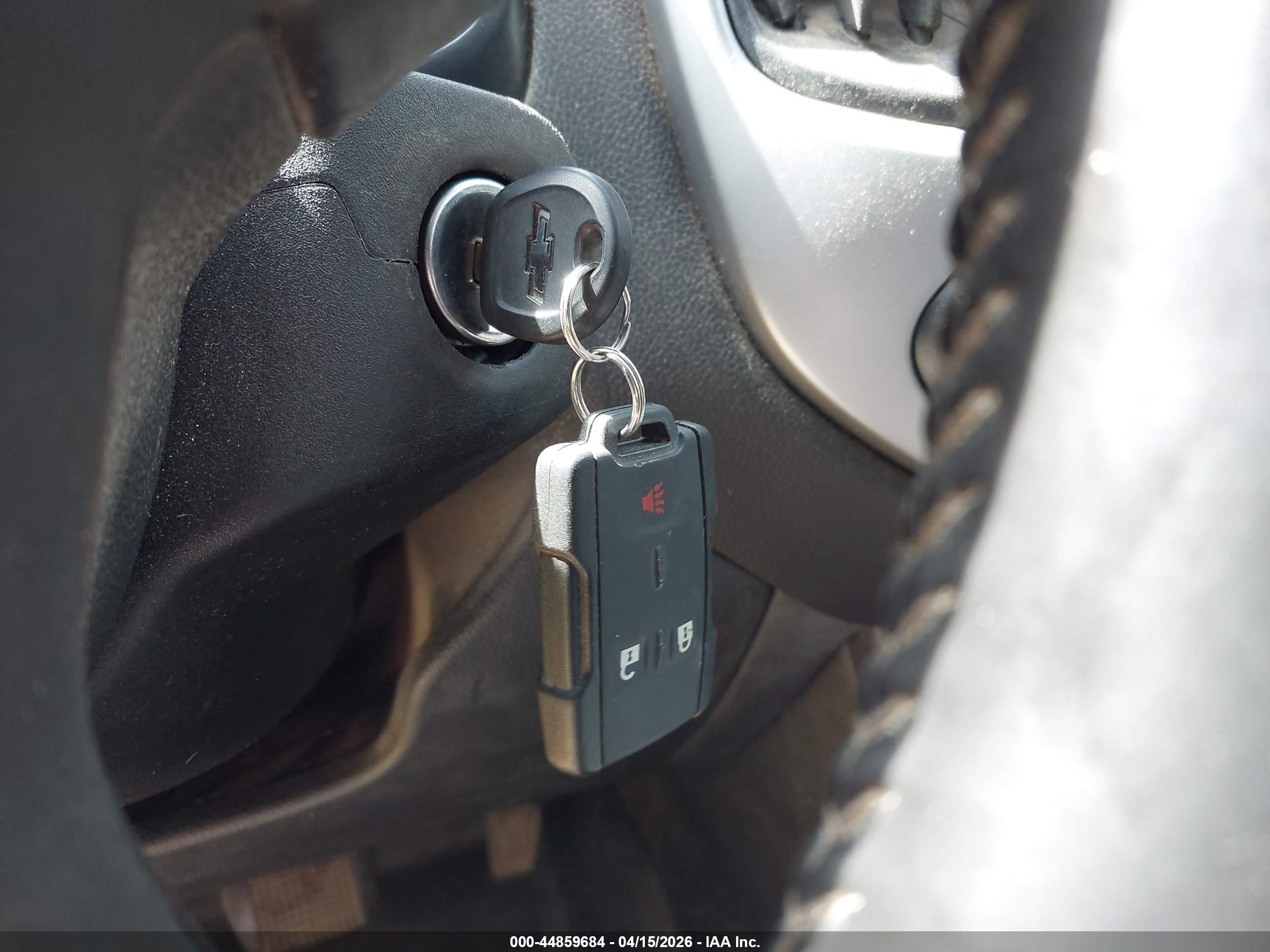 CHEVROLET COLORADO image 11