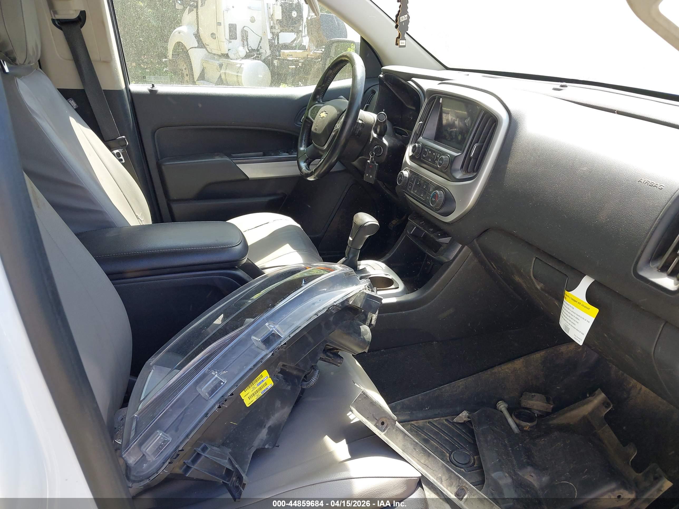 CHEVROLET COLORADO image 5