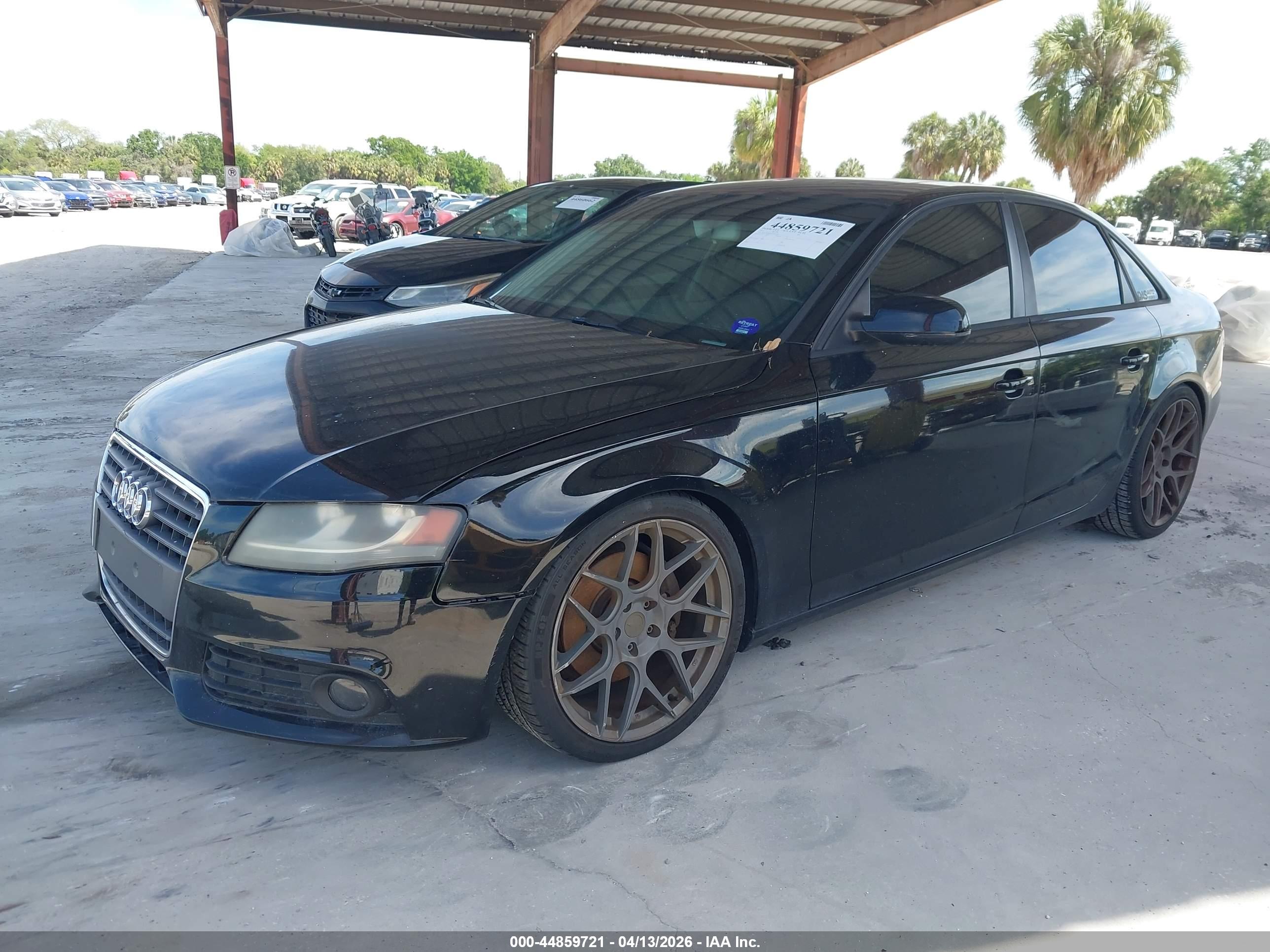 AUDI A4 image 2
