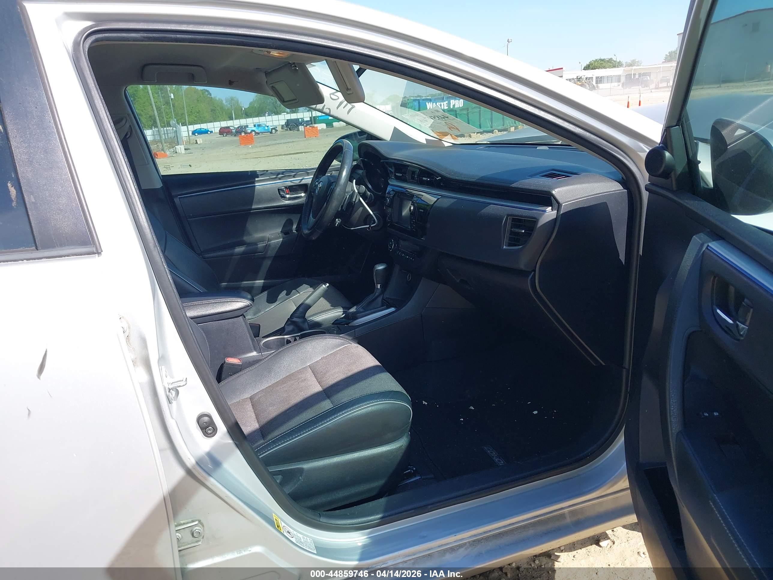 TOYOTA COROLLA image 5