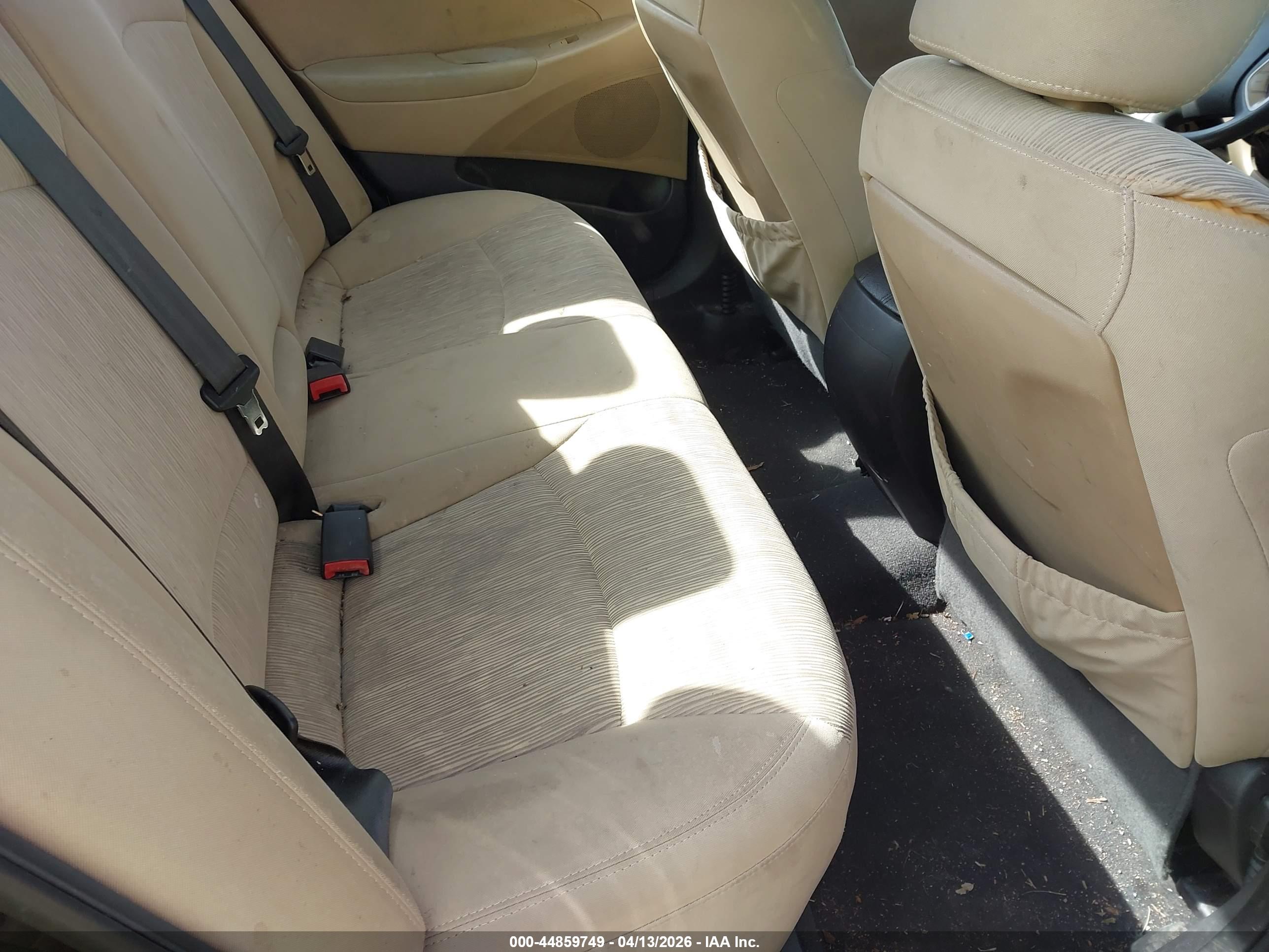 HYUNDAI SONATA image 8