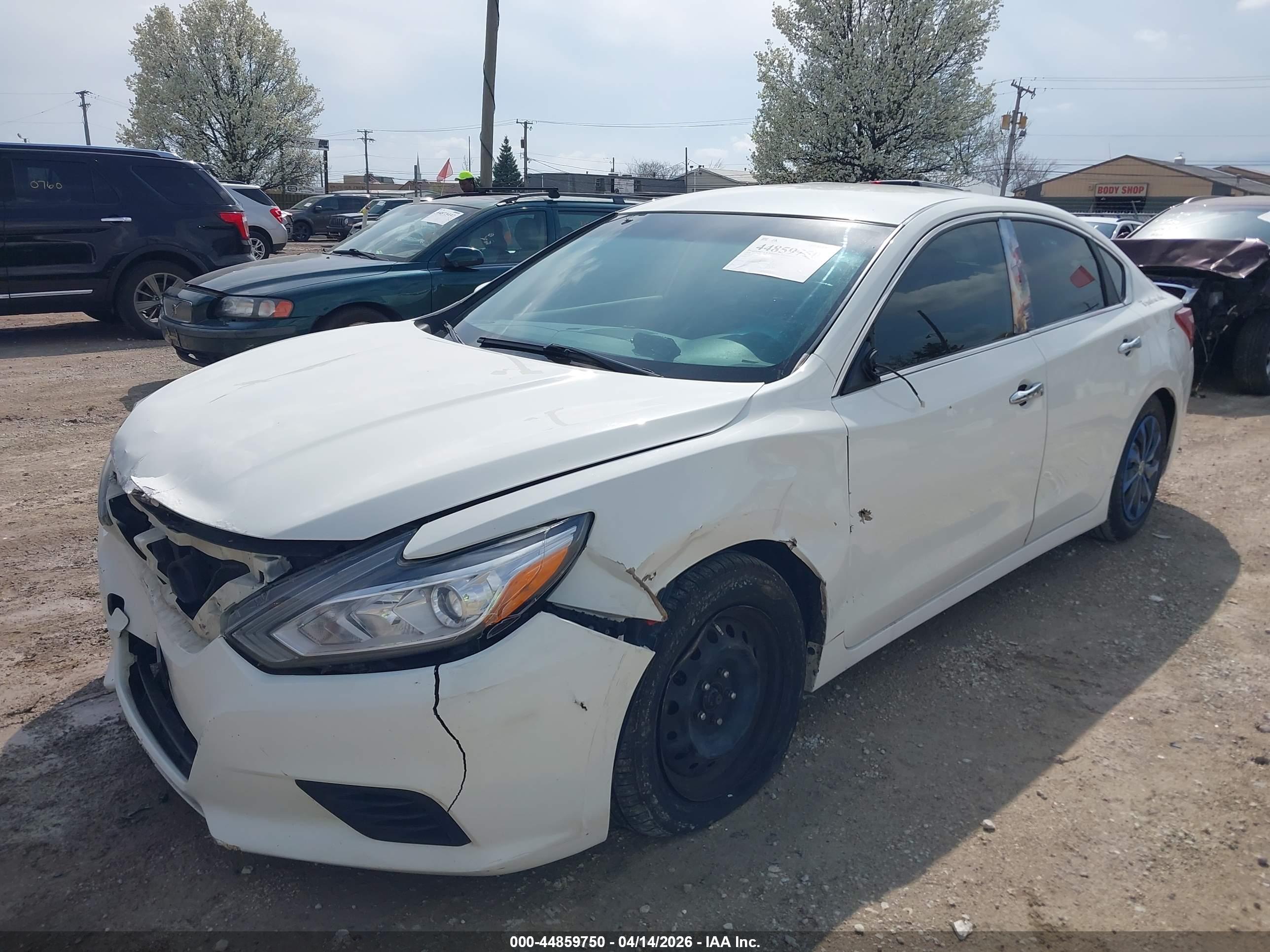 NISSAN ALTIMA image 2