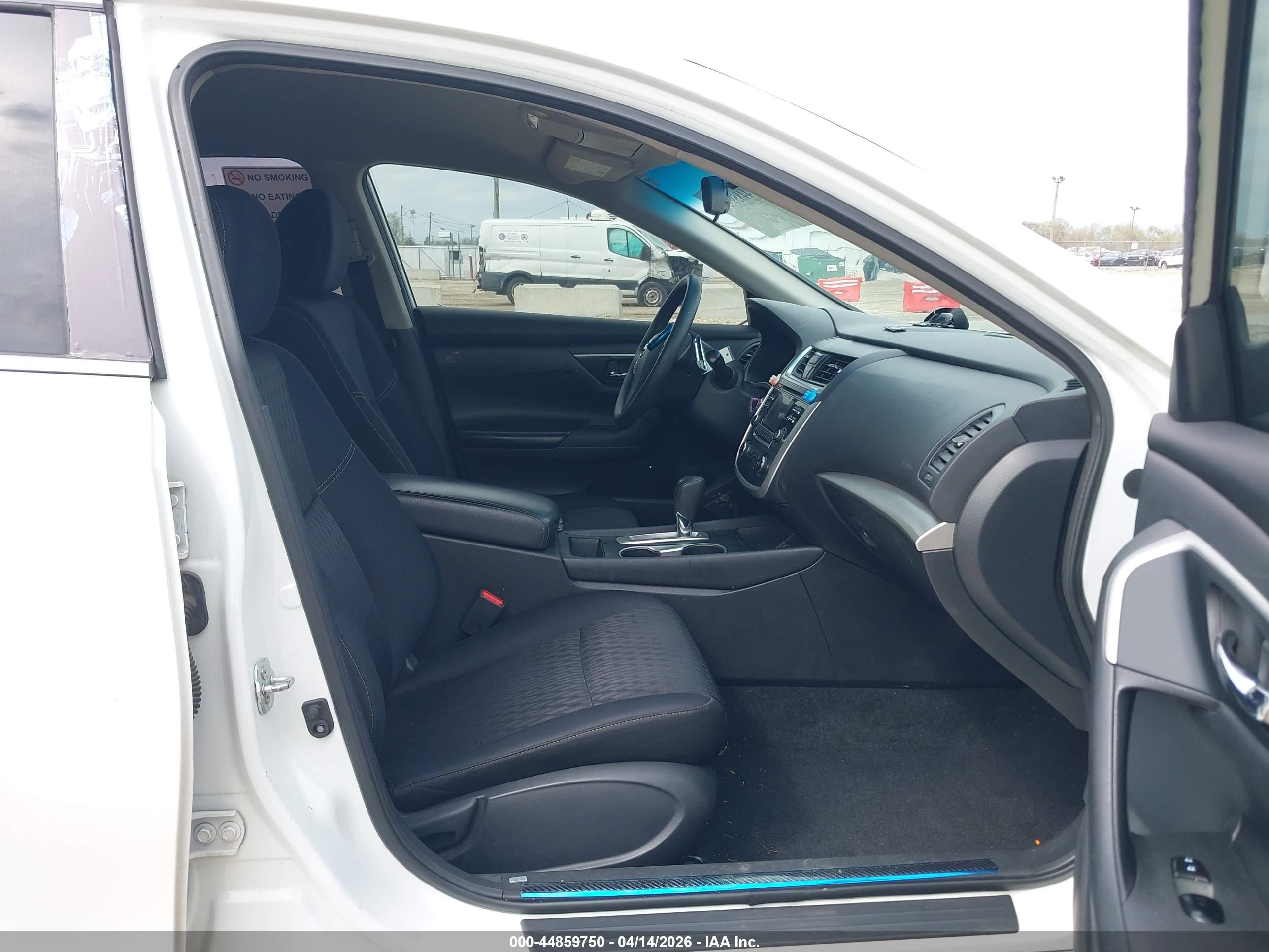 NISSAN ALTIMA image 5